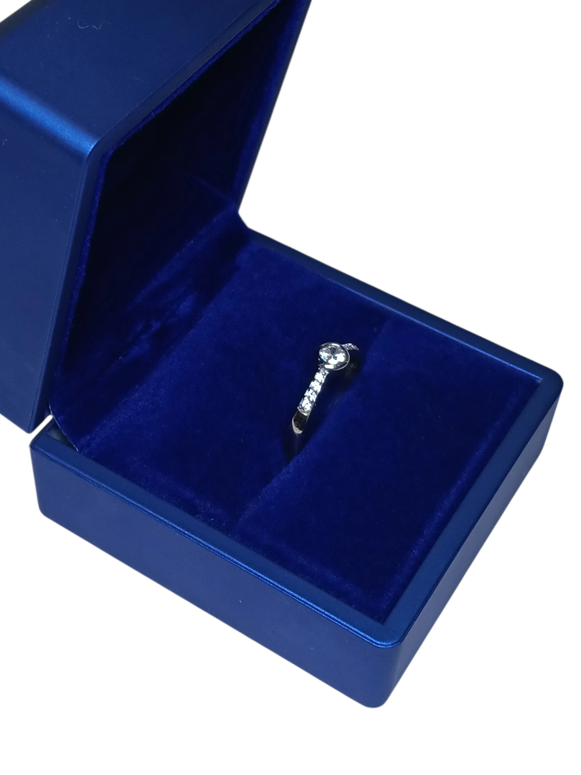 zloty-pierscionek-z-cyrkoniami-224g-pr585-14k-r17-rodzaj-2205-16