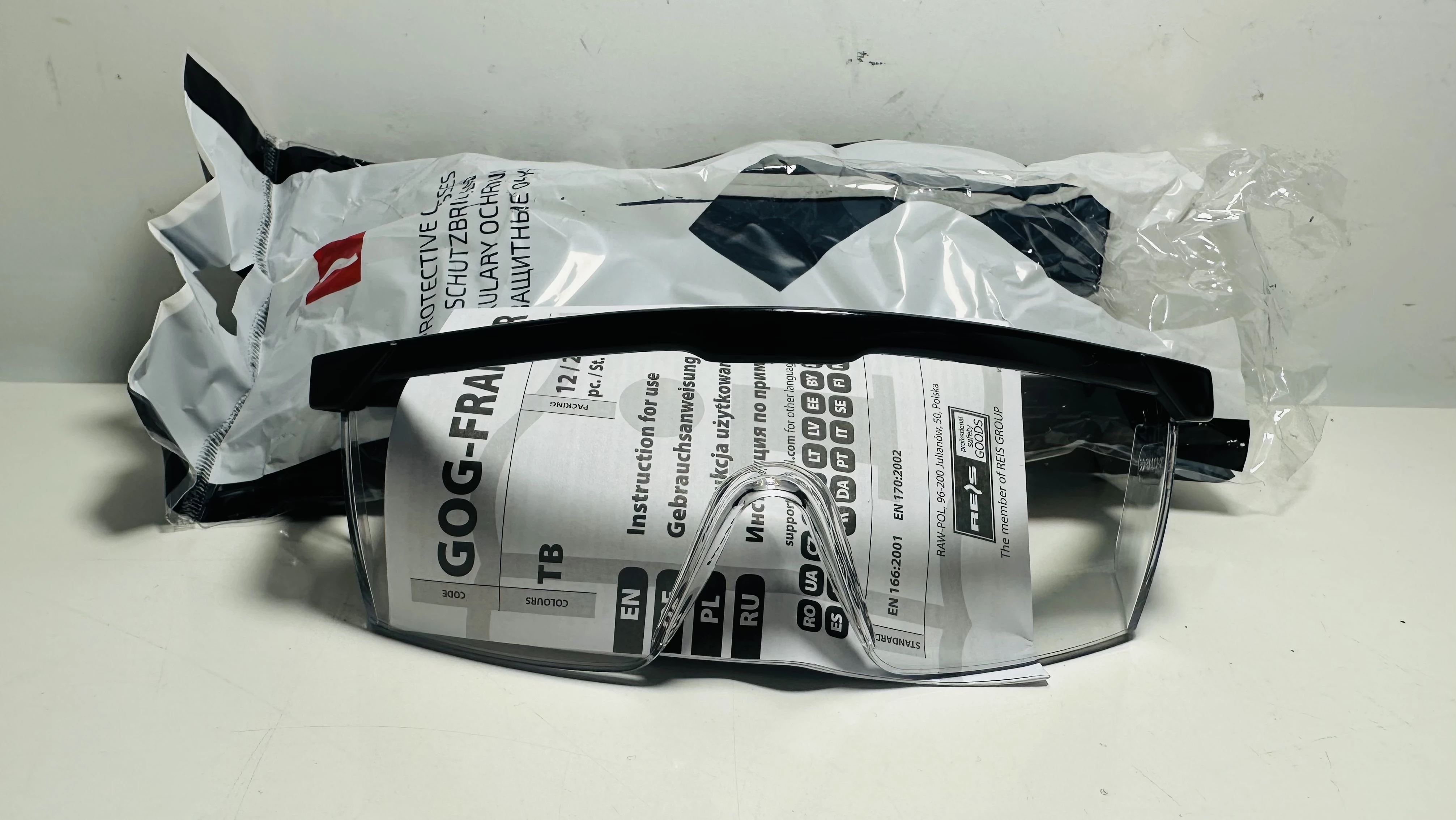 okulary-ochronne-przeciwodpryskowe-robocze-bezbarwne-klasa-f-regulowane-bh-armii-krajowej-38-tczew