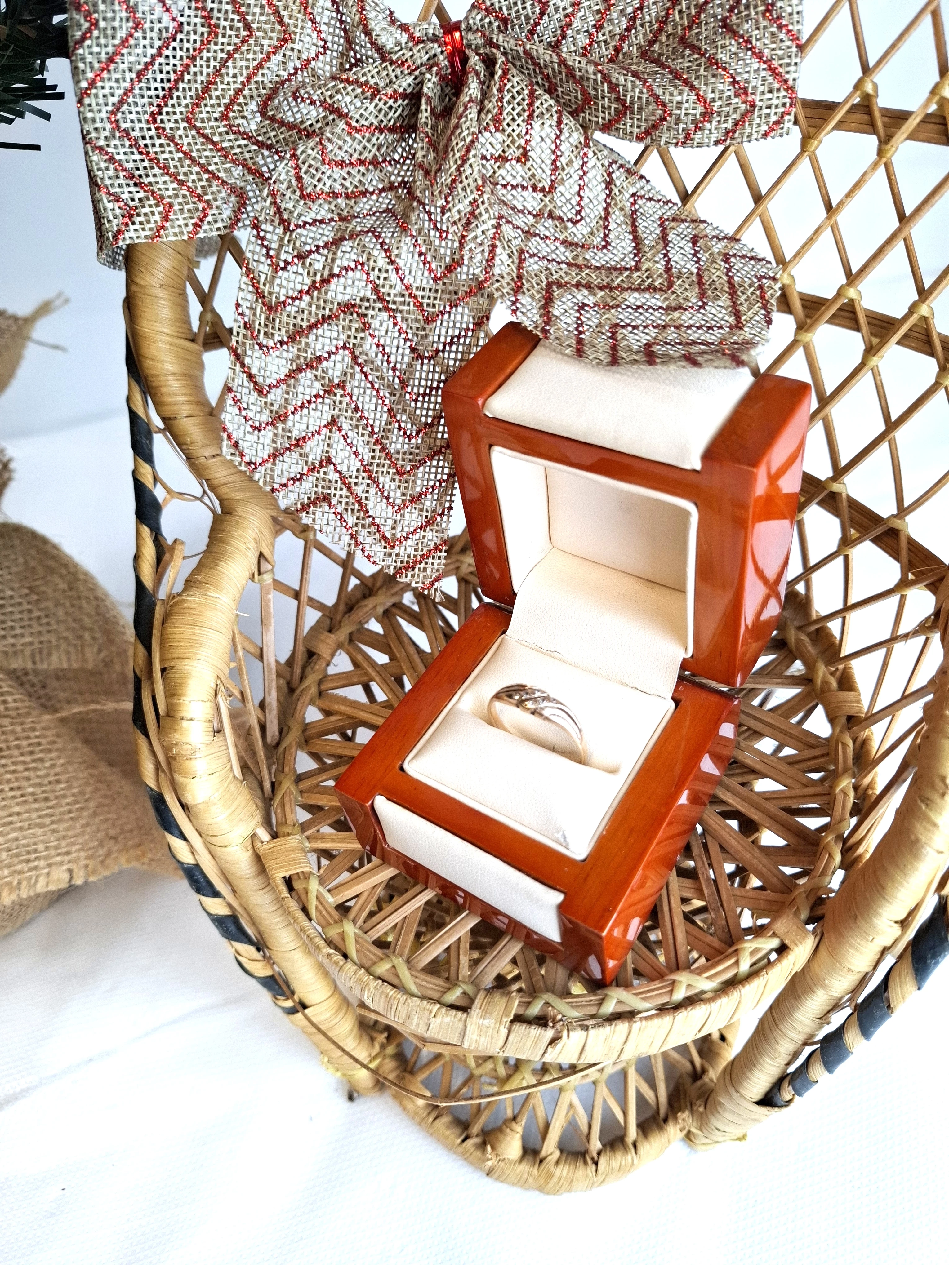 wyrob-jubilerski-uzywany-pierscionek-232g-585-stan-11323-2