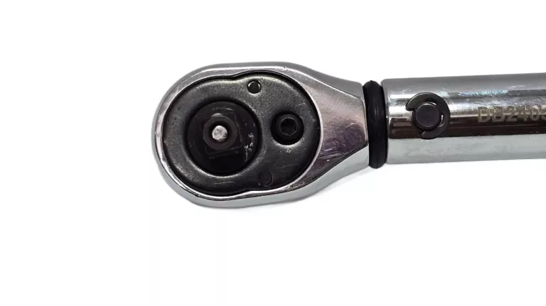 klucz-dynanometryczny-38-zakres-4-24-nm-stan-11323-2