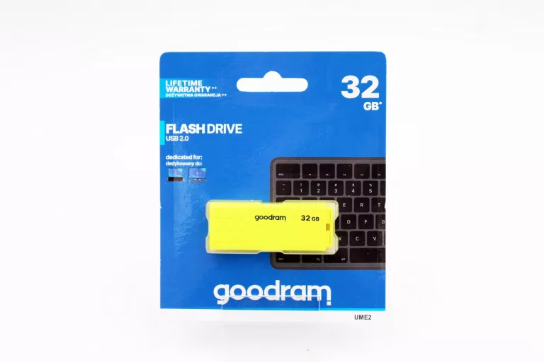 pendrive-goodram-ume2-0320y0r11-32-gb-usb-20-zolty-ean-gtin-5908267935682