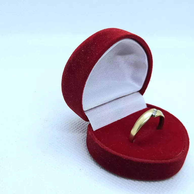 delikatny-zloty-pierscionek-p333-154-g-r22-stan-11323-2