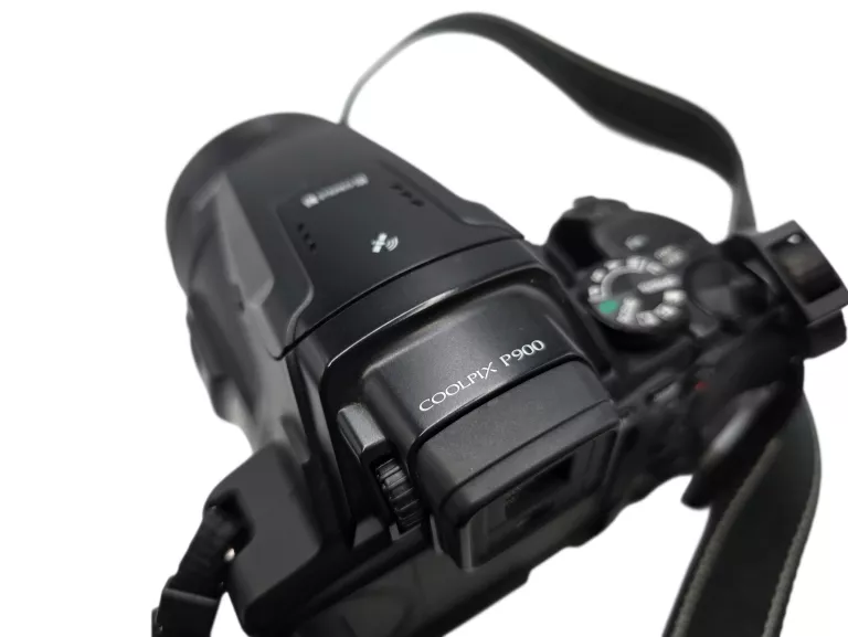 aparat-cyfrowy-nikon-coolpix-p900-ladowarka-marka-248811-1939856