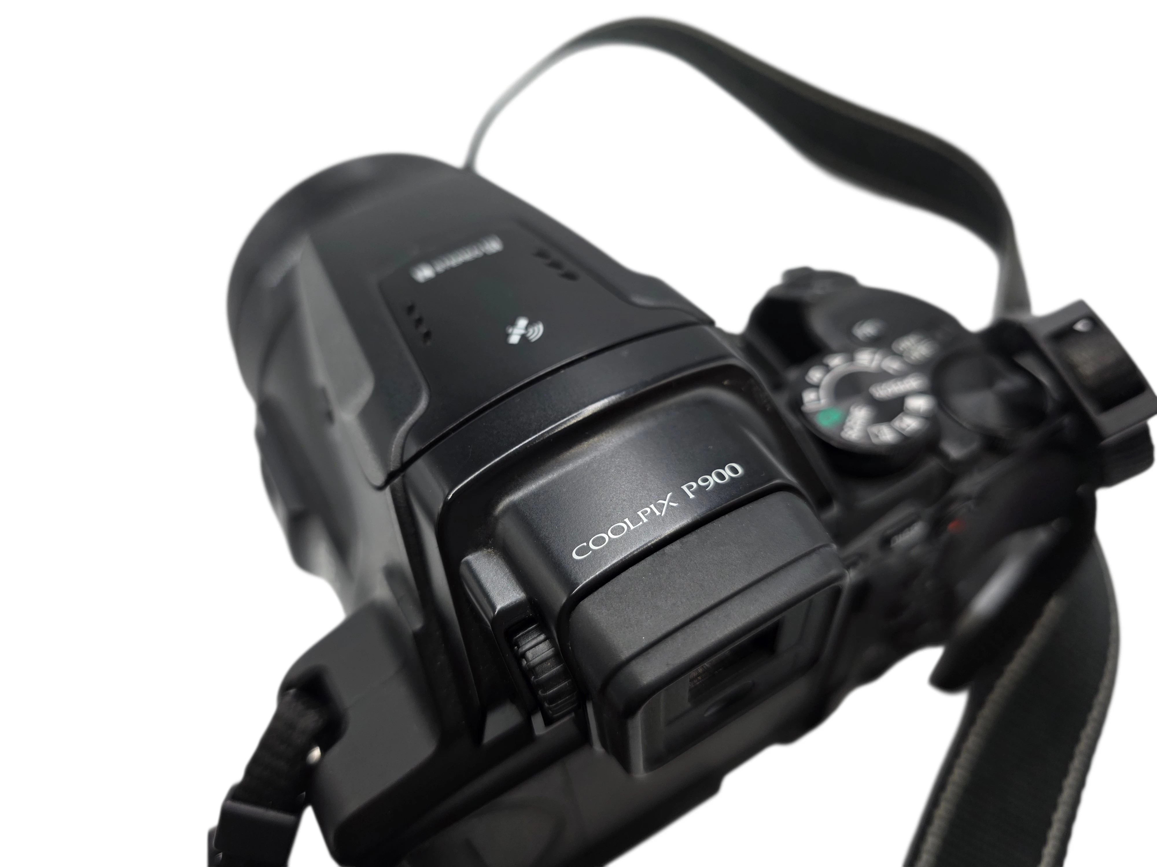 aparat-cyfrowy-nikon-coolpix-p900-ladowarka-marka-248811-1939856