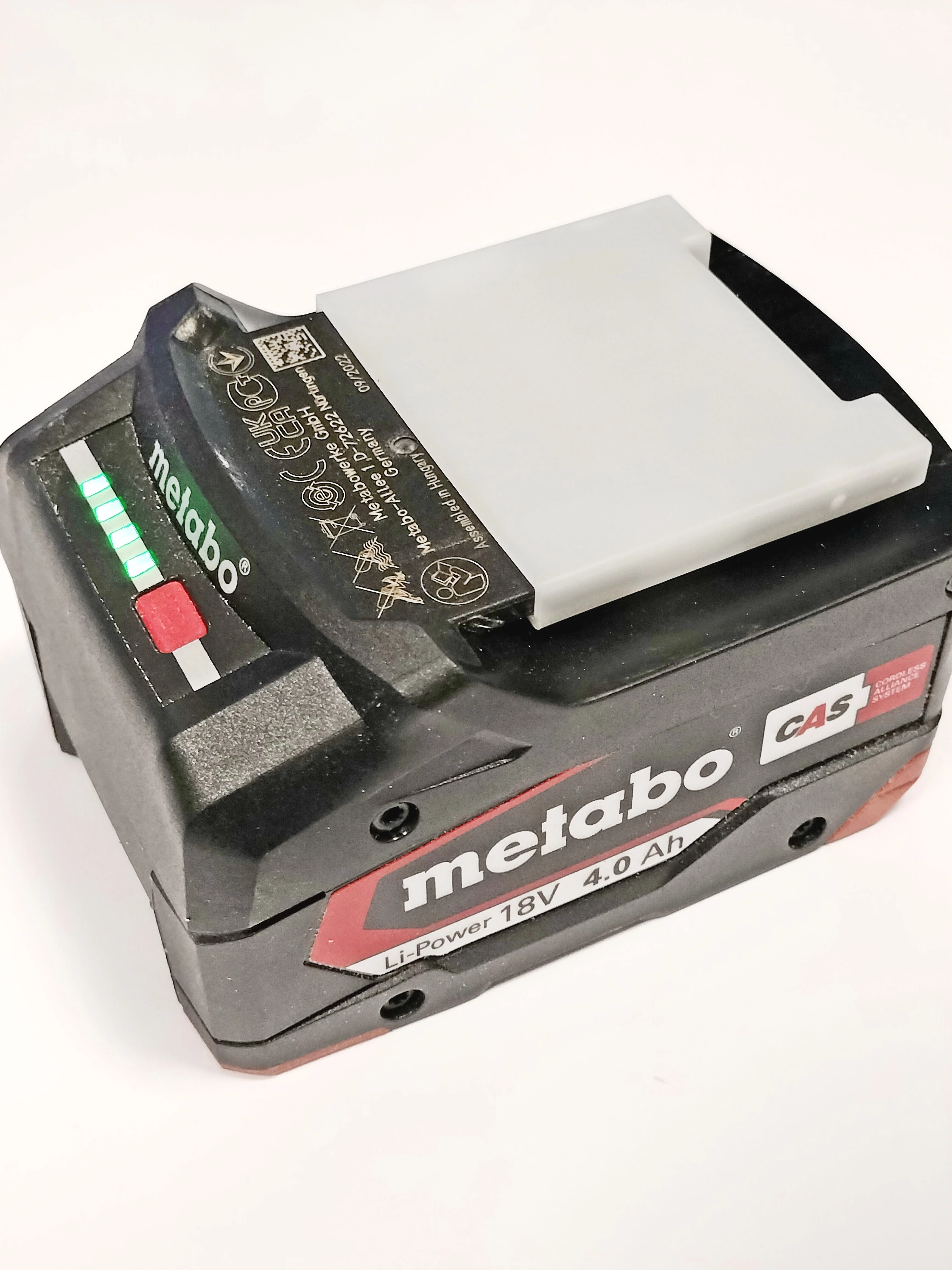 akumulator-metabo-li-power-18-v-40-ah-625027000-garbary-53-poznan