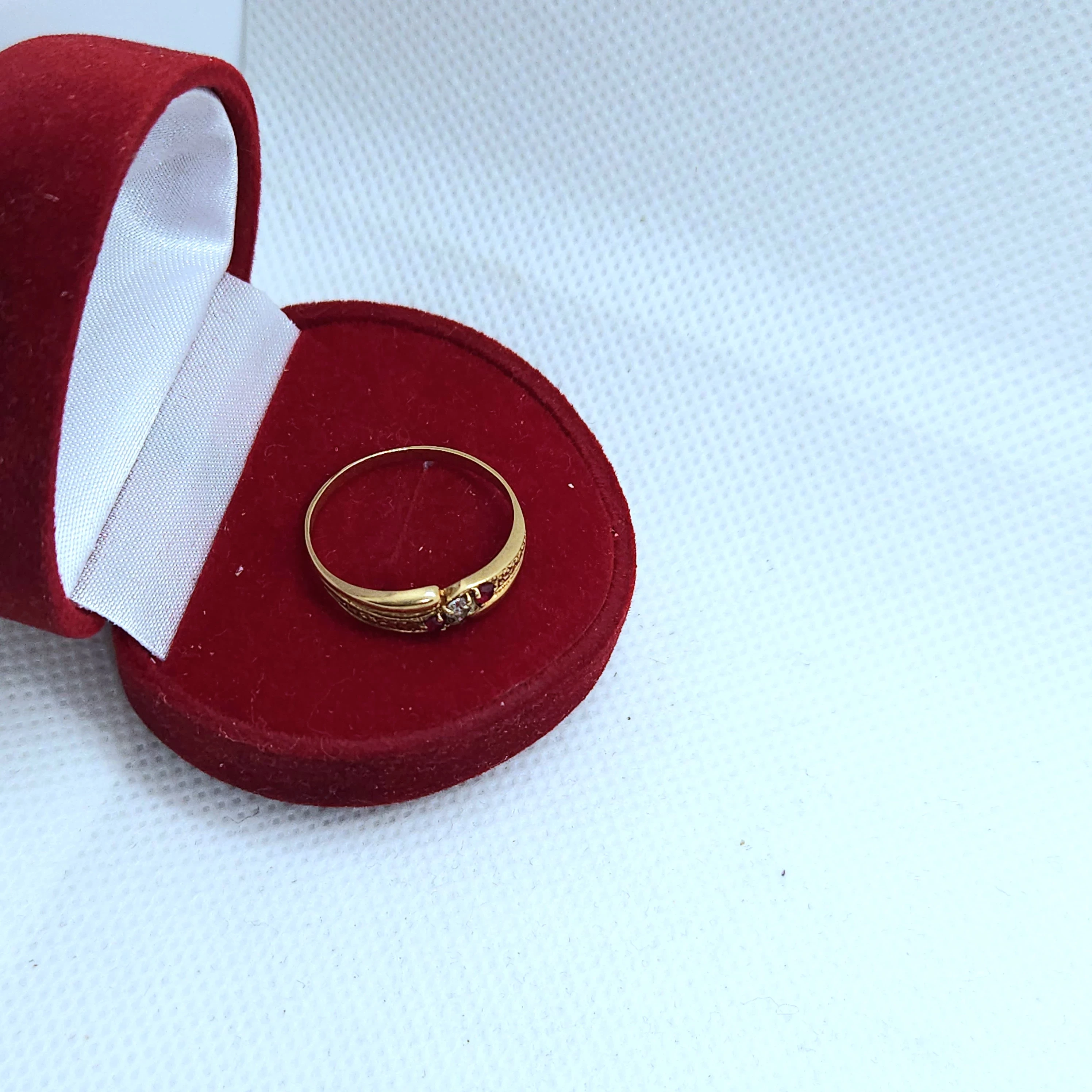 uroczy-zloty-pierscionek-p585-158-g-r15-kamien-17088-128