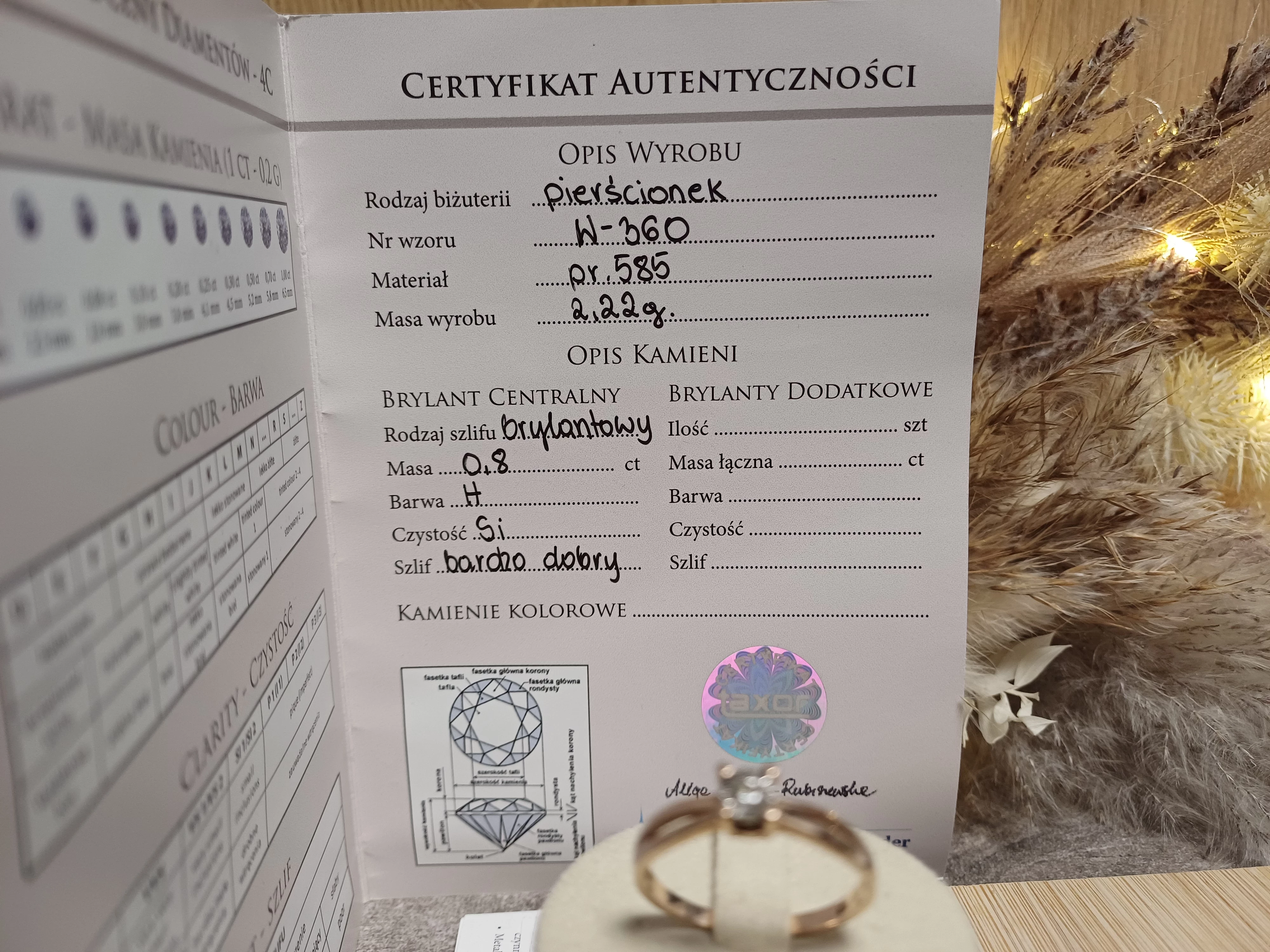 zloty-pierscionek-z-brylantem-proba-585-222g-r17-marka-248811-958954