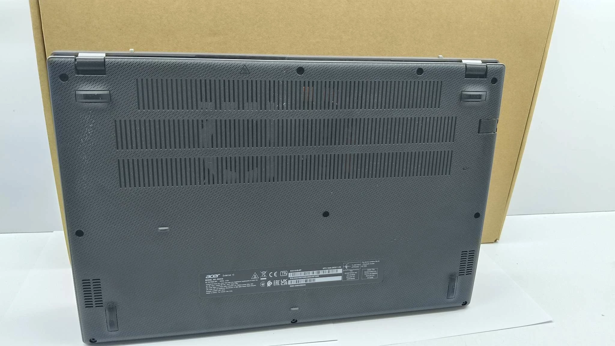 laptop-acer-extensa-15-156-intel-core-i5-16-gb-512-gb-seria-procesora-4366-20