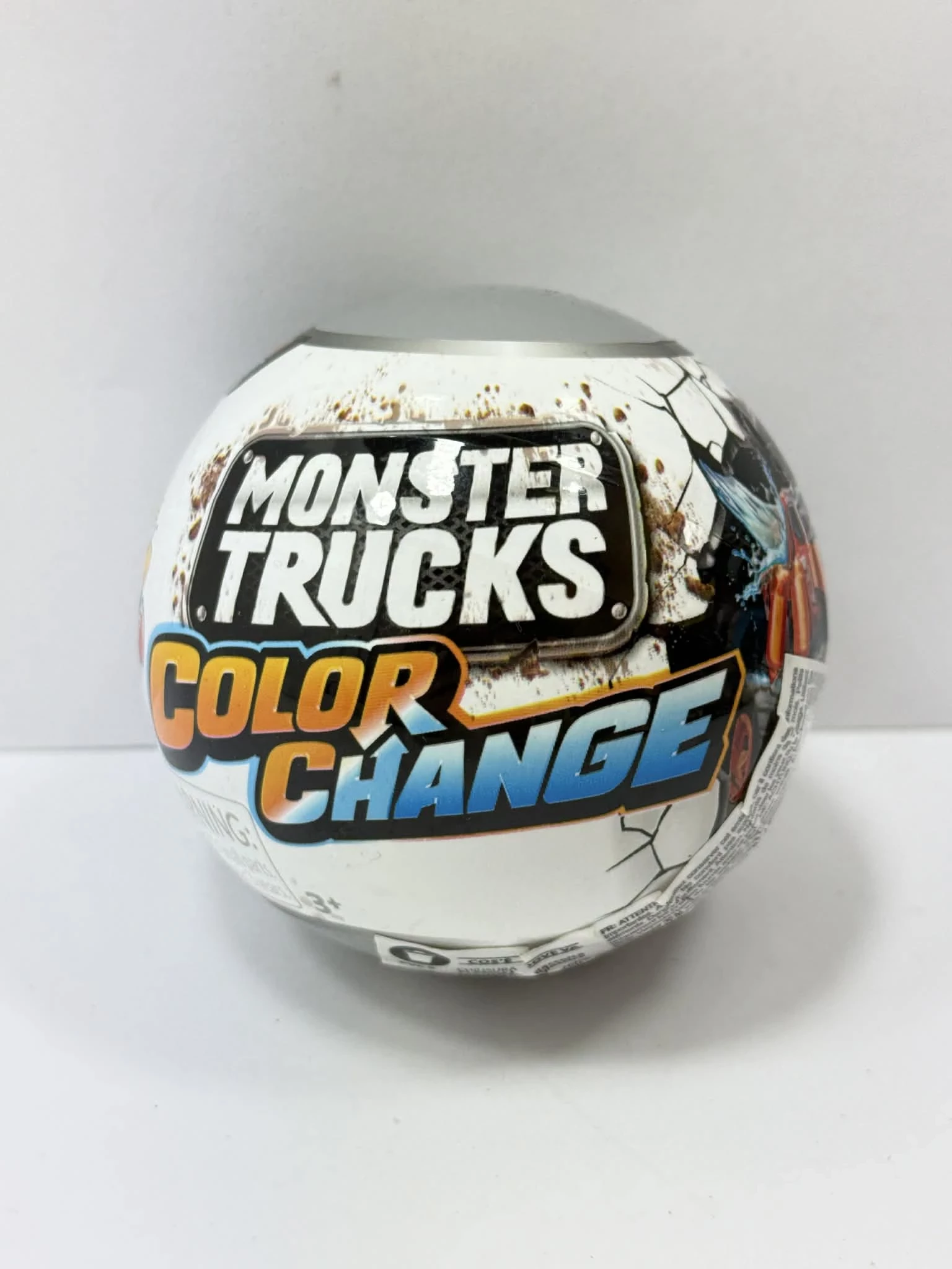 monster-trucks-color-change-ean-gtin-193052050168