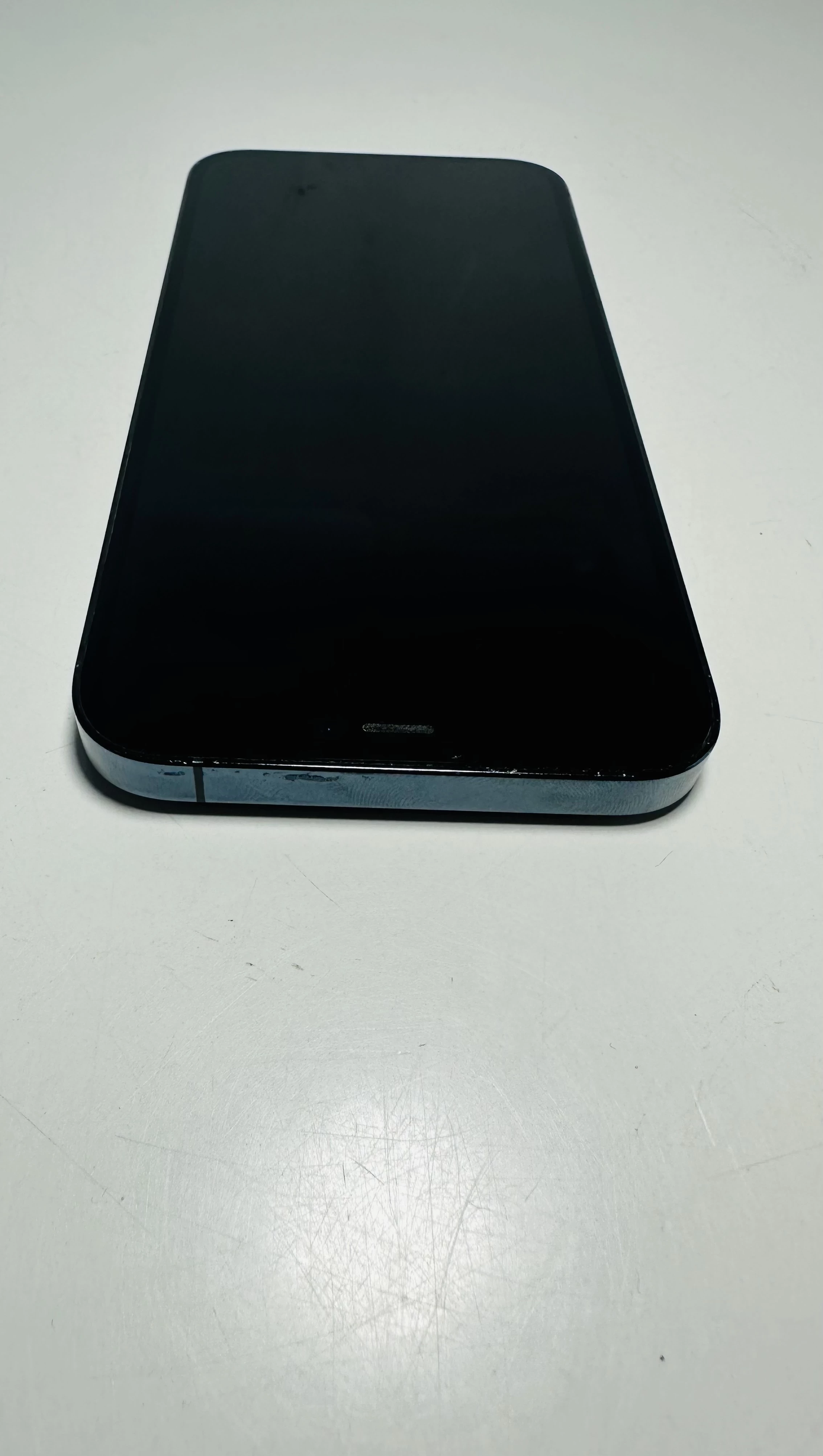 telefon-iphone-12-pro-6512gb-71-bat-niebieski-warto-okazja-przekatna-ekranu-61