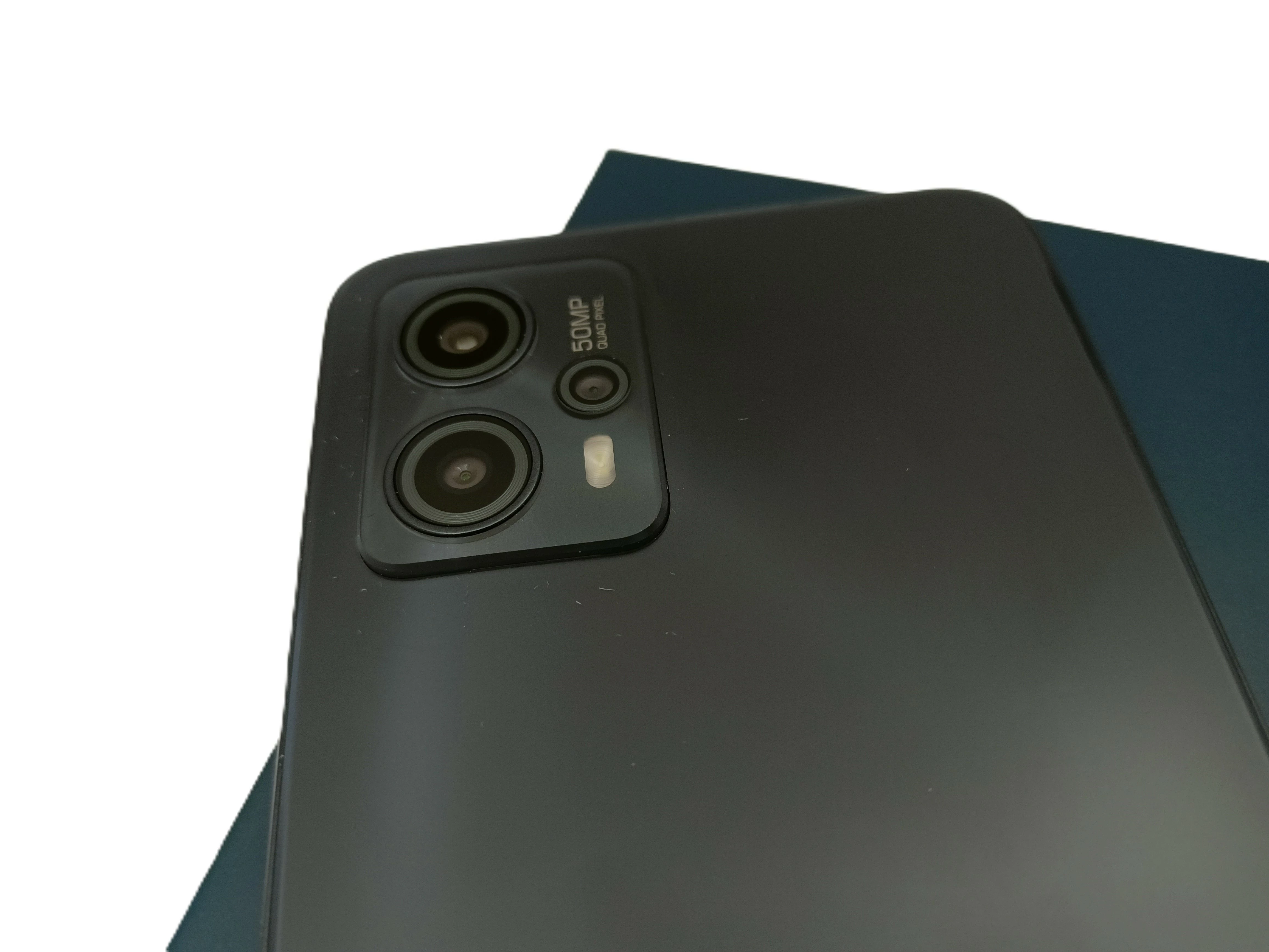 telefon-motorola-moto-g13-4gb128gb-wbudowana-pamiec-202869-214189