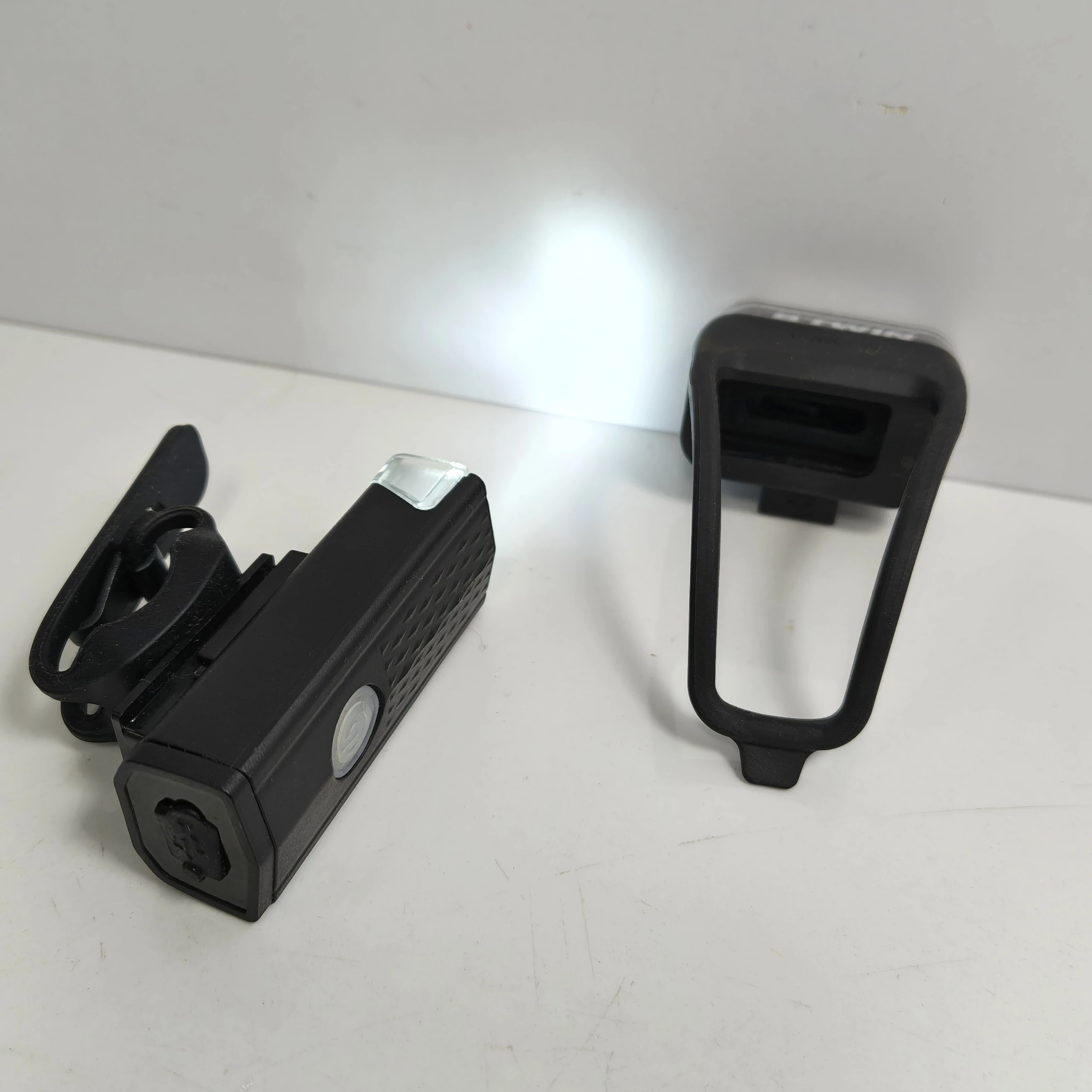 lampki-rowerowe-komplet-ean-gtin-0783830037605