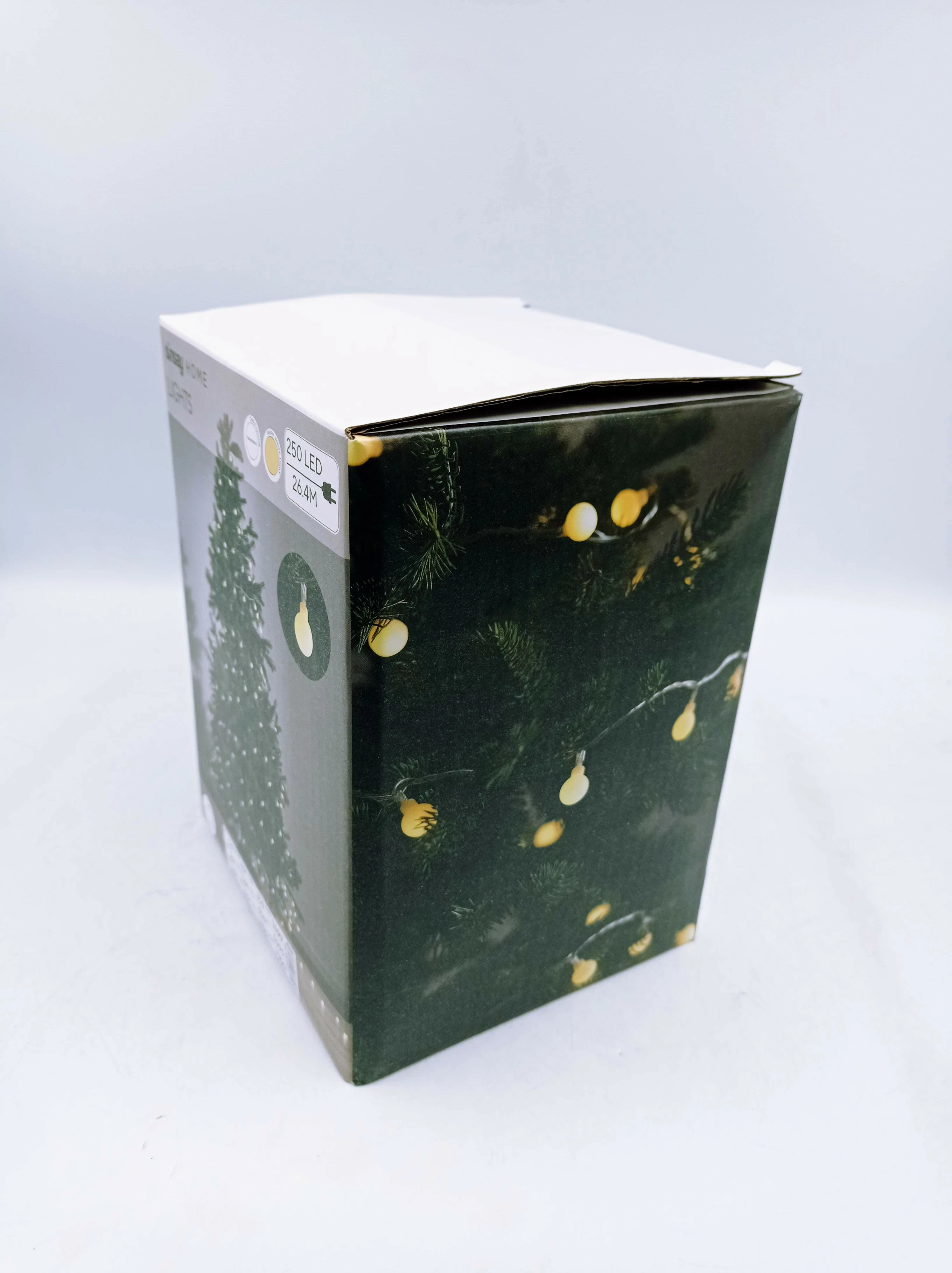 lampki-swiateczne-sinsay-250-led-264m-liczba-lampek-210558-243158