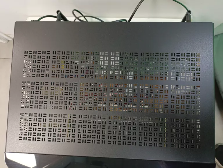 amplituner-yamaha-rx-v4a-kolor-718-1