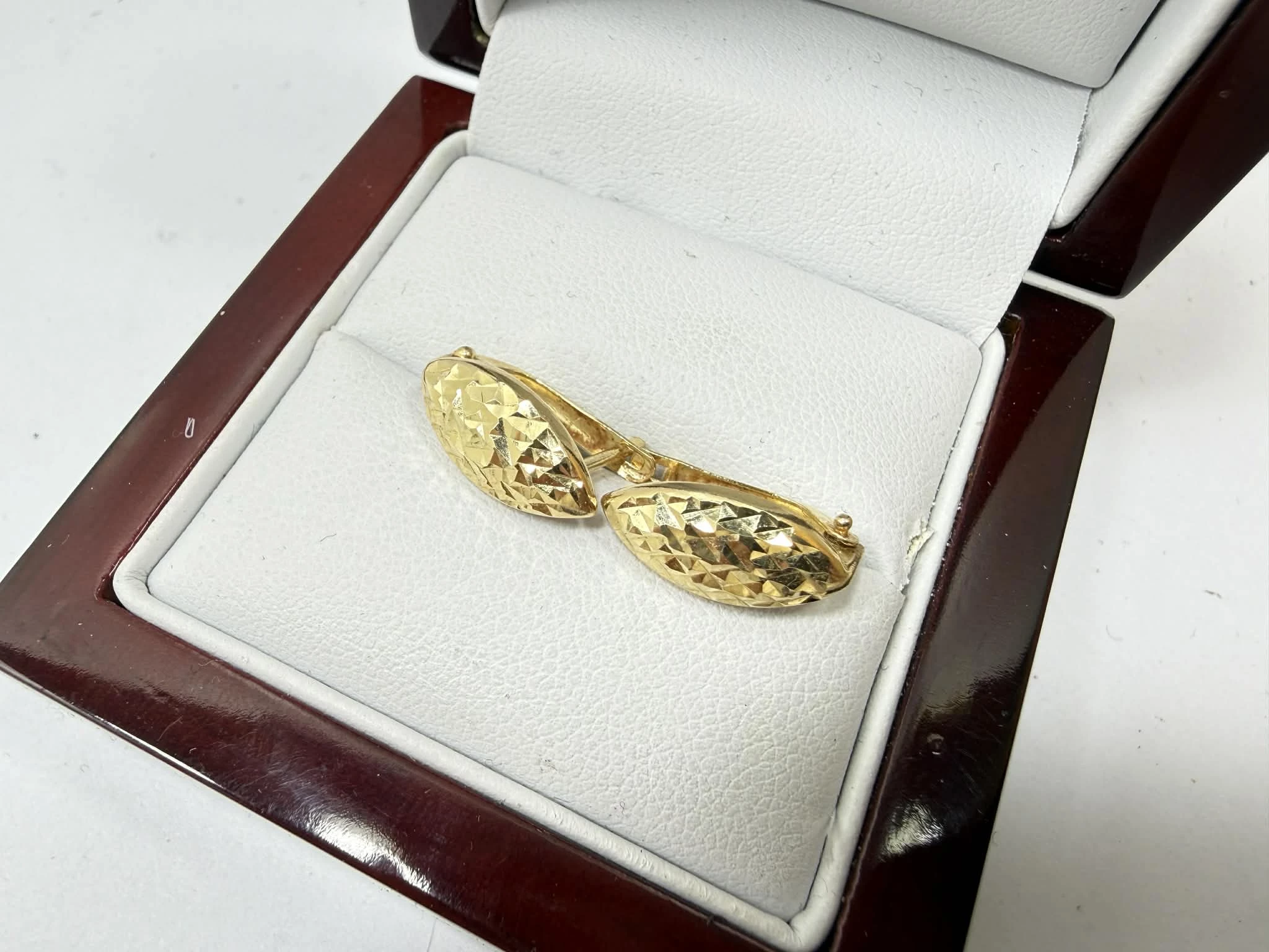 wyrob-jubilerski-uzywany-kolczyki-rodzaj-zapiecia-2207-5