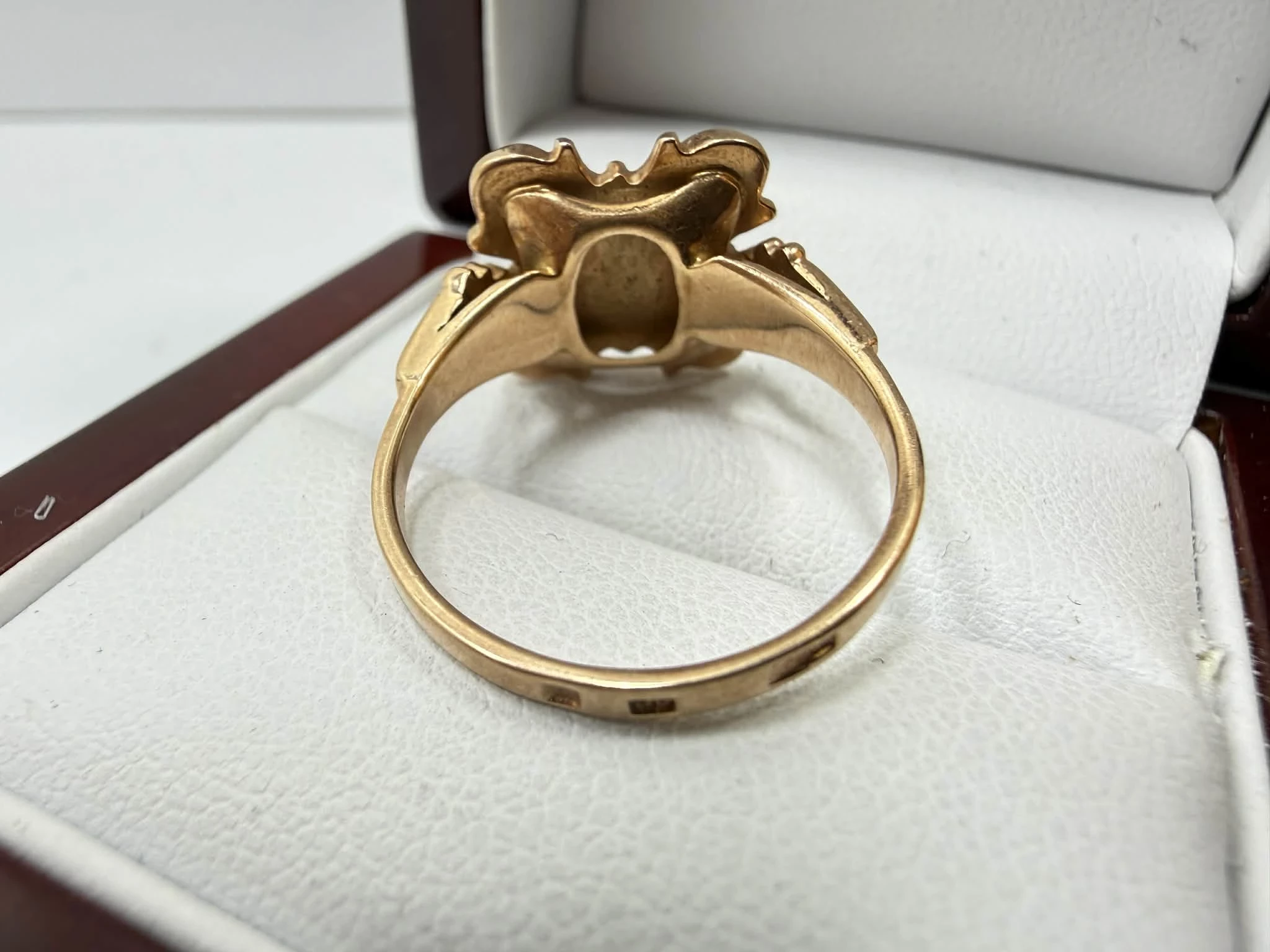 wyrob-jubilerski-uzywany-pierscionek-kamien-17088-524288