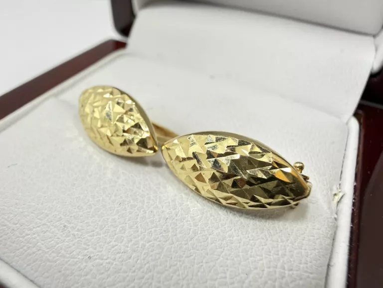 wyrob-jubilerski-uzywany-kolczyki-targowa-41-warszawa