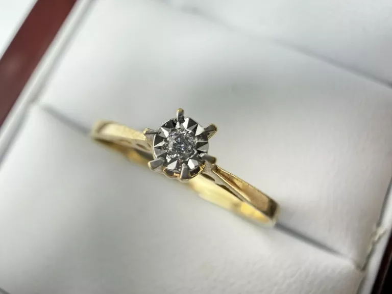 wyrob-jubilerski-uzywany-pierscionek-z-diamentem-kamien-17088-8388608