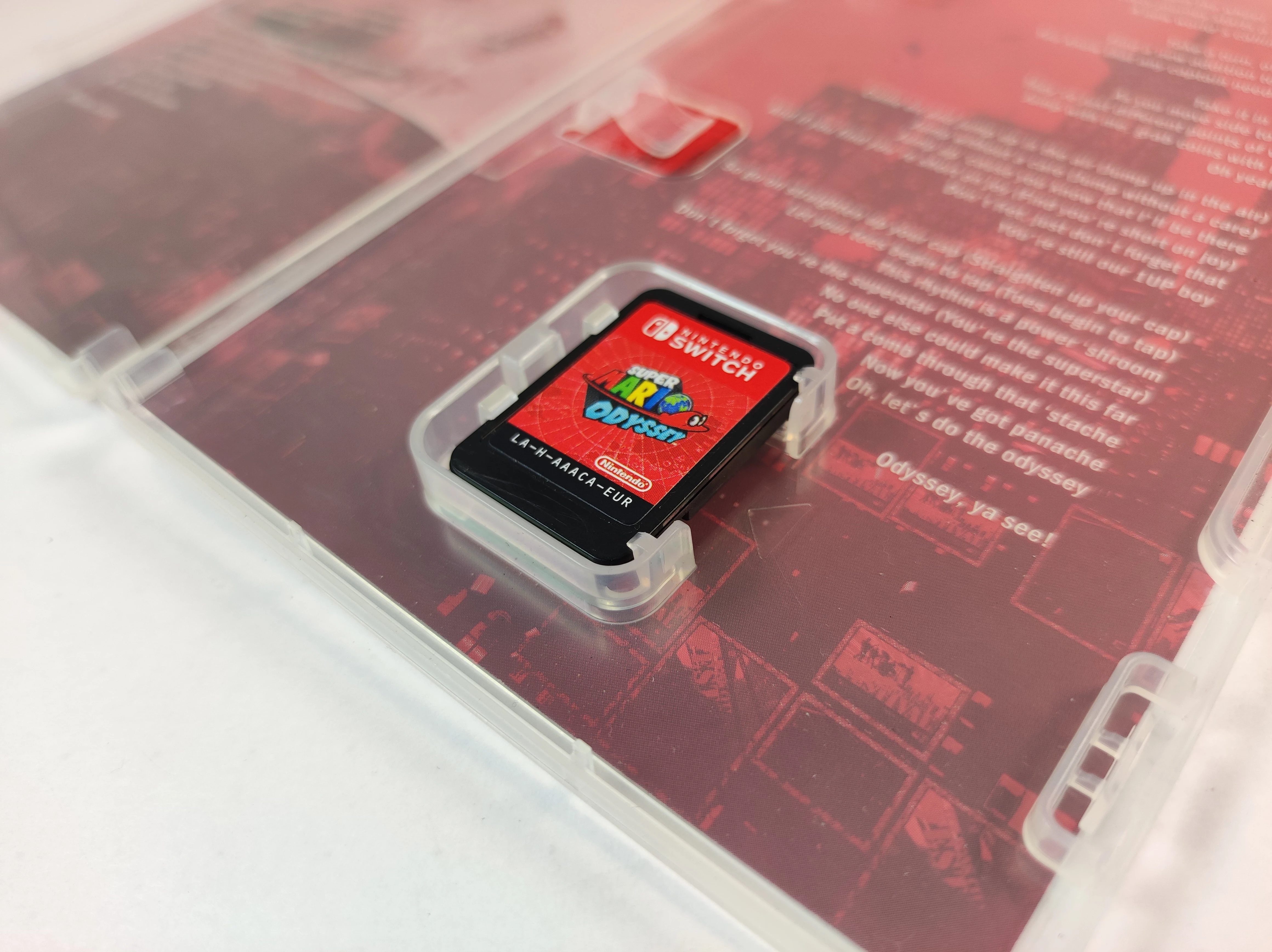 gra-na-nintendo-super-mario-odyssey-stan-11323-2