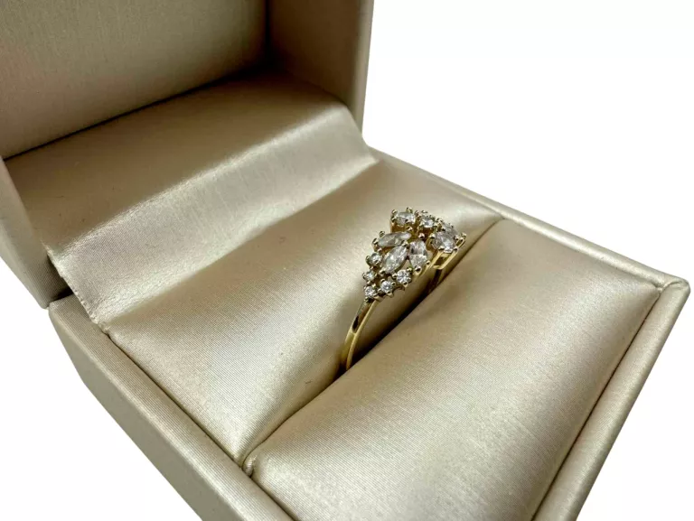 zloty-majestatyczny-pierscionek-wysadzany-cyrkoniami-pr-333-w-166g-r17-rodzaj-2205-2