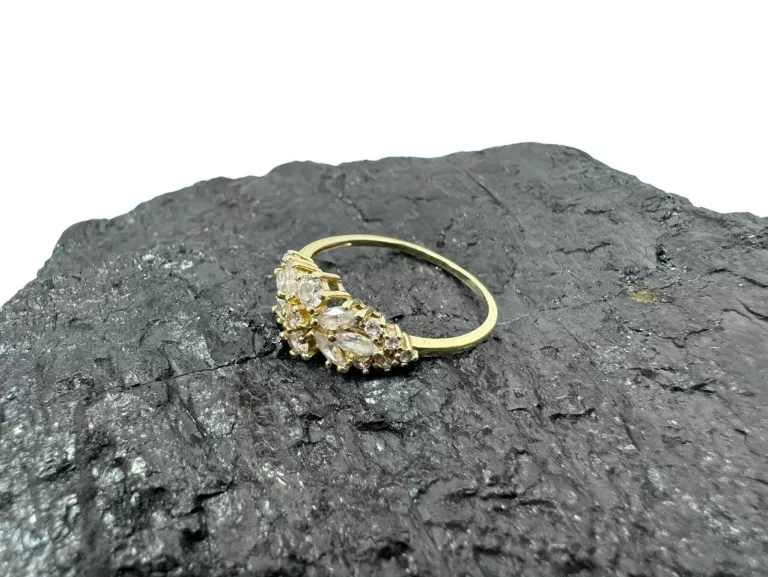 zloty-majestatyczny-pierscionek-wysadzany-cyrkoniami-pr-333-w-166g-r17-zwyciestwa-9-gliwice-g1