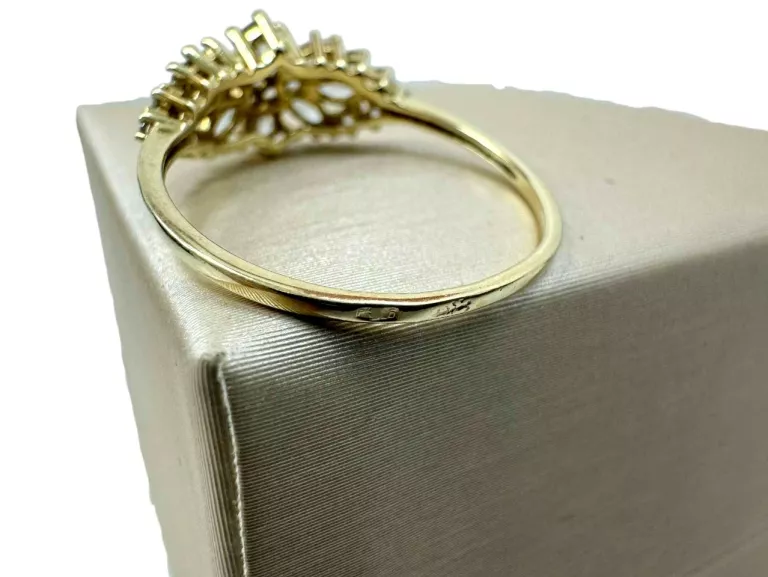 zloty-majestatyczny-pierscionek-wysadzany-cyrkoniami-pr-333-w-166g-r17-waga-166