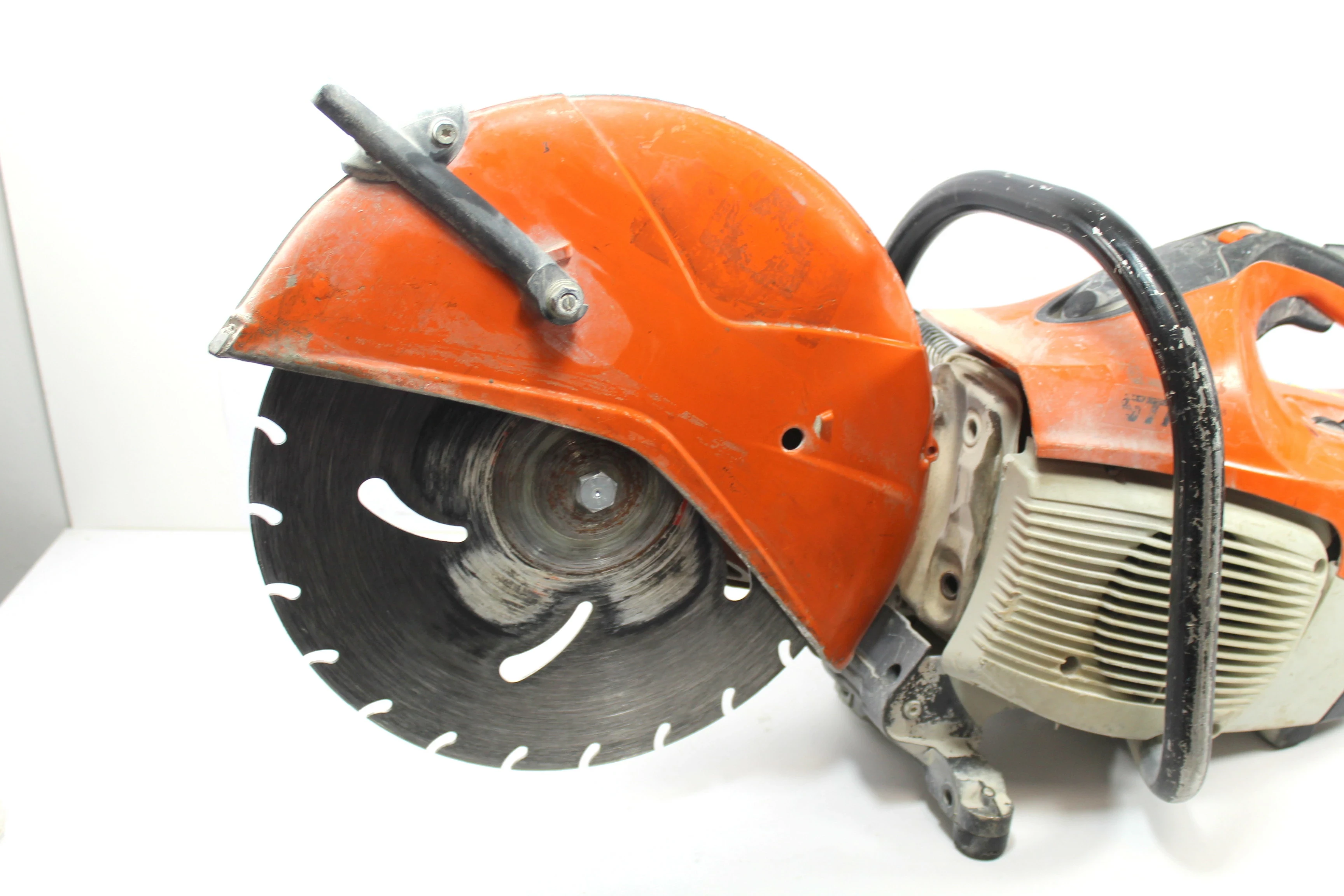 pila-tarczowa-do-betonu-stihl-ts-420-srednica-otworu-pily-2000