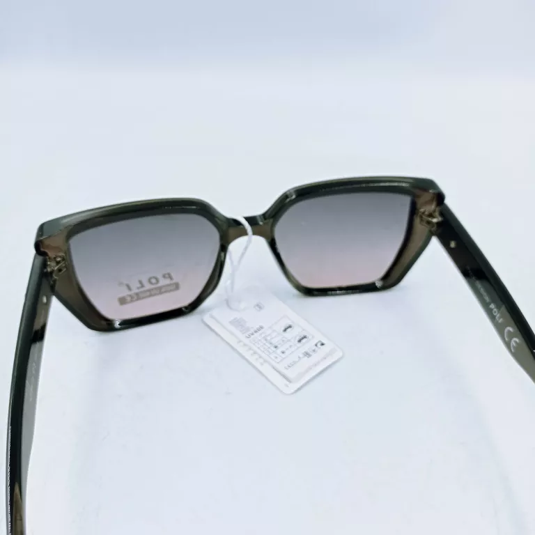 okulary-przeciwsloneczne-poli-czarne-material-oprawki-204165-219065