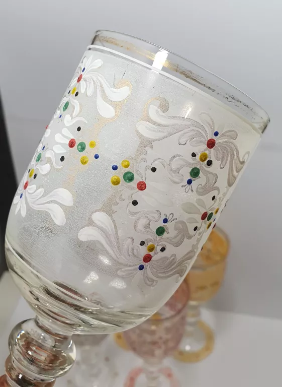 zestaw-kielichow-recznie-malowanych-bohemia-6-szt-producent-248914-1992569