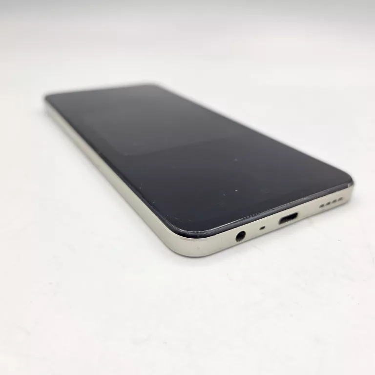 telefon-realme-c53-128gb-przekatna-ekranu-674