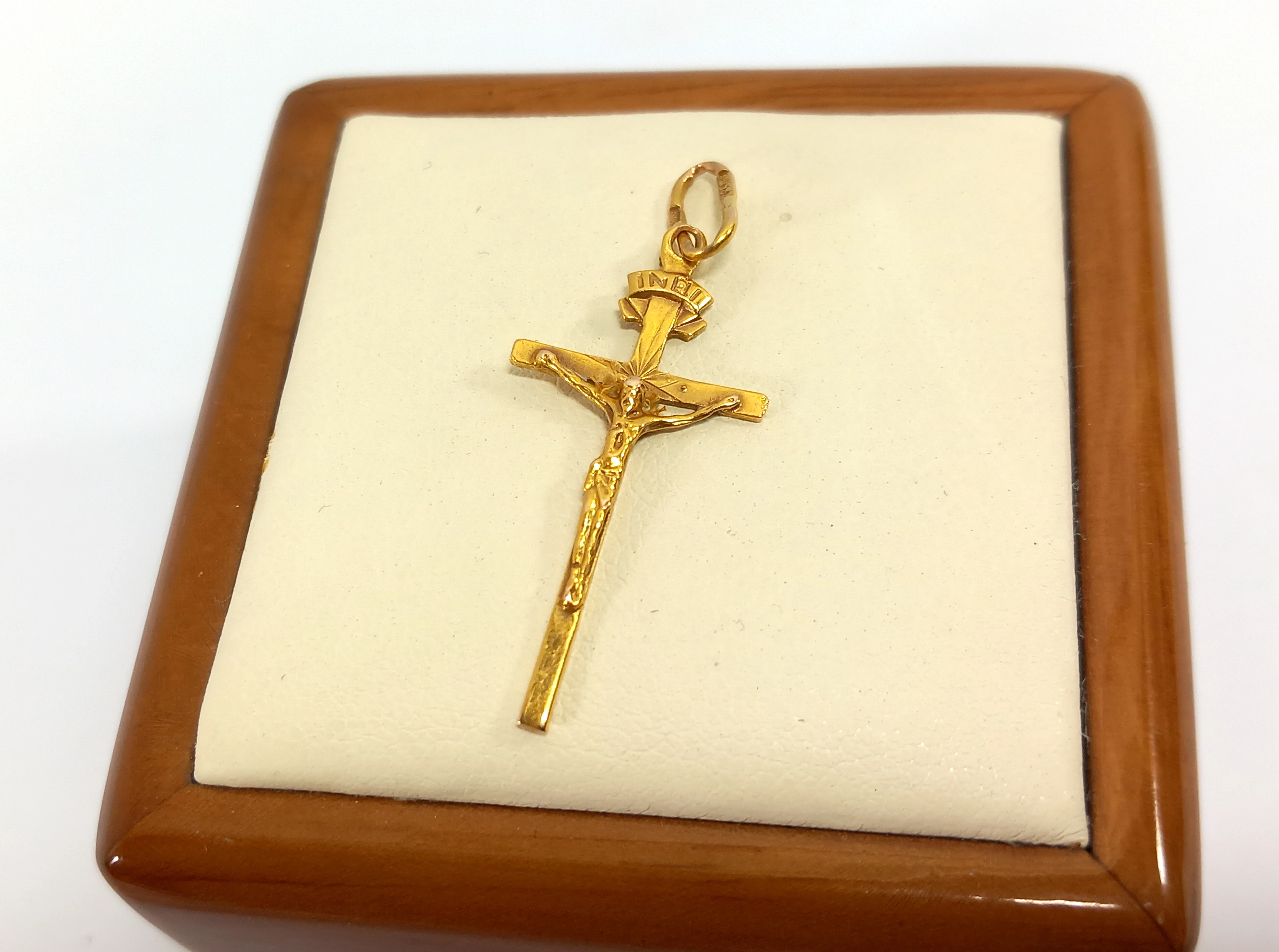 piekny-zloty-krzyzyk-zawieszka-proba-585-sliczny-stan-11323-253806