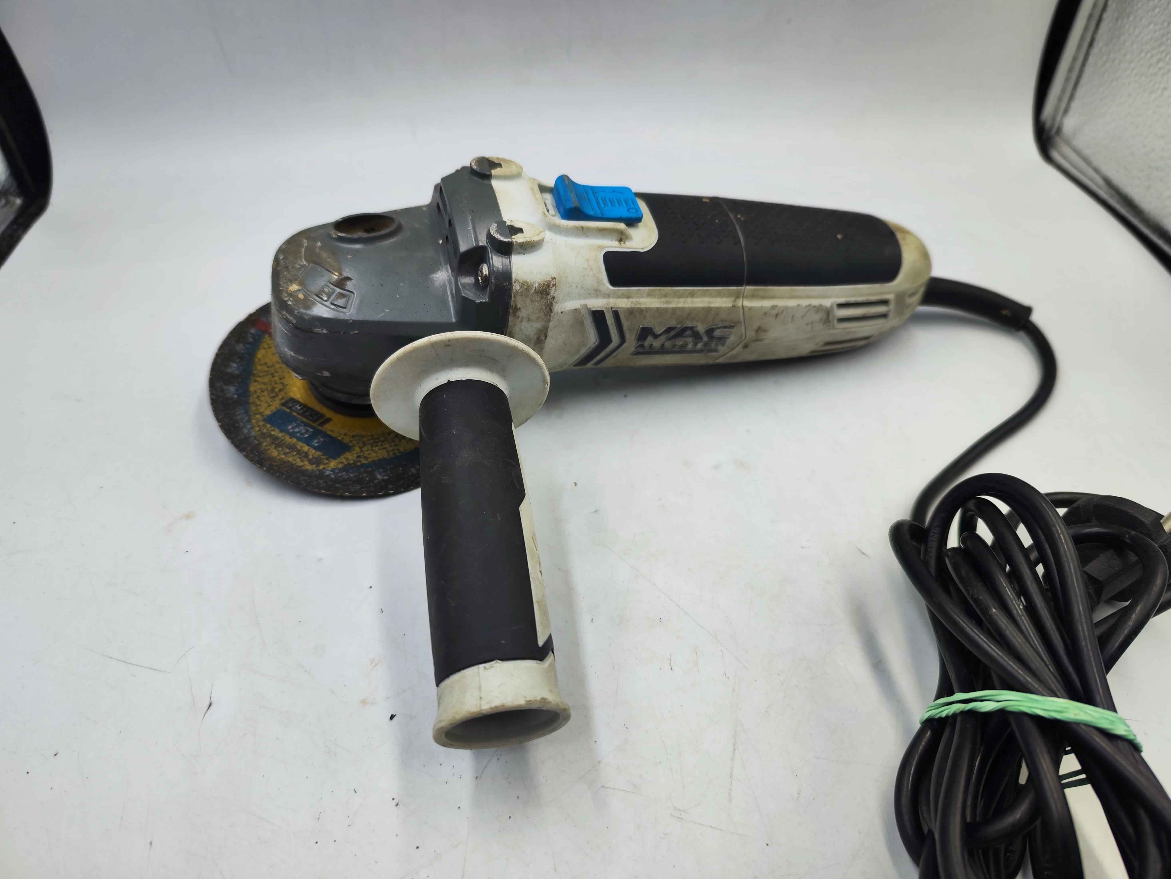 szlifierka-katowa-macallister-msag850gl-125-rodzaj-zasilania-128529-2