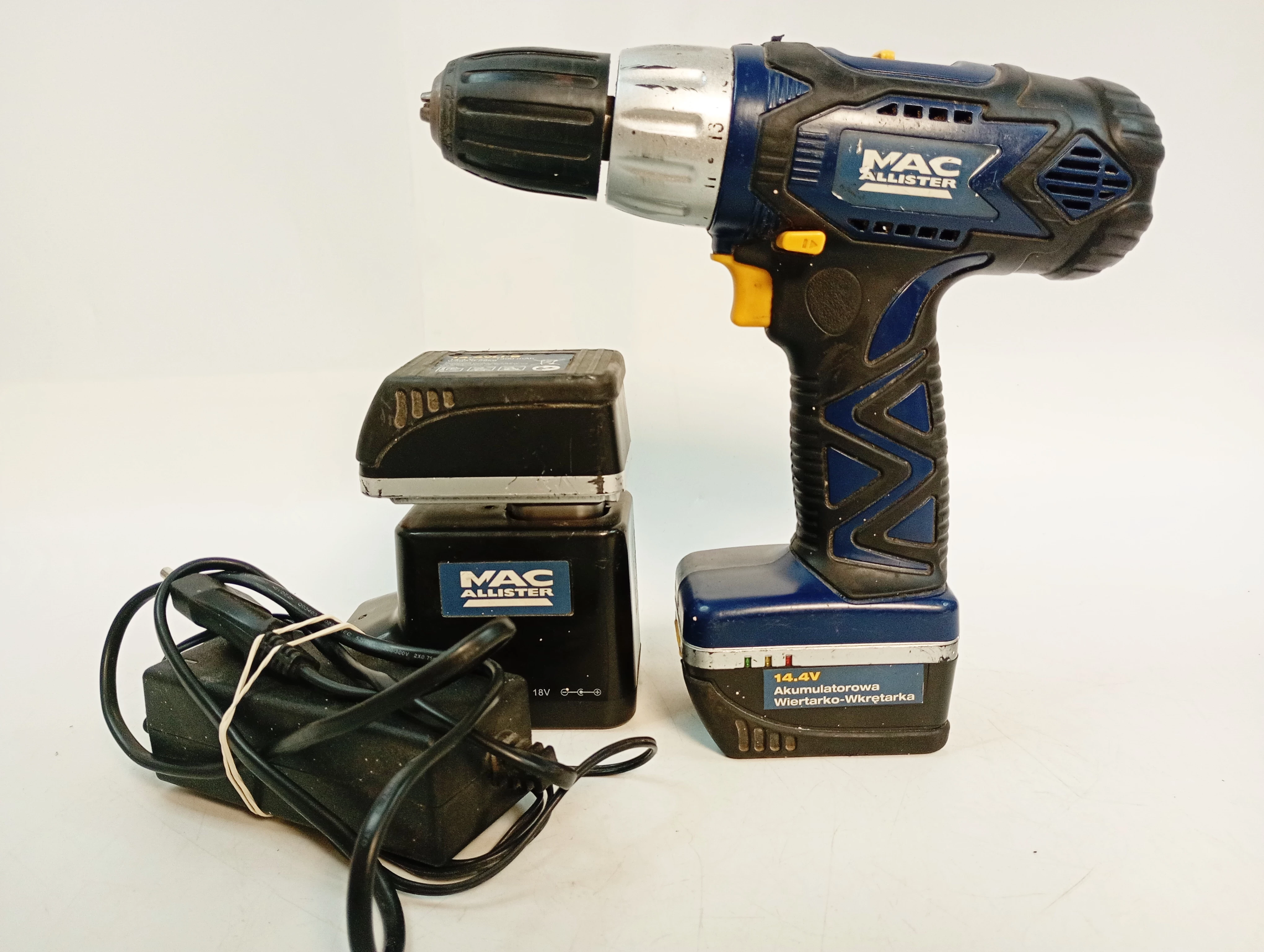 wkretarka-macallister-144v-ladowarka-2-aku-ean-gtin-3663602798682