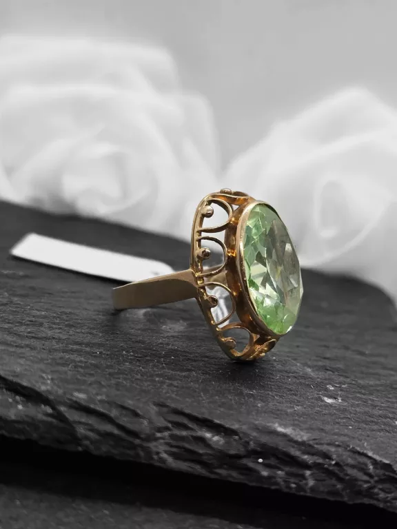 zloty-pierscionek-z-zielonym-kamieniem-585-697-stan-11323-2