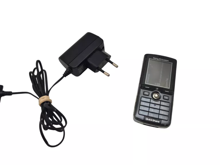 telefon-komorkowy-sony-ericsson-k750i-4-mb-32-mb-3g-czarny-ean-gtin-7311270001264