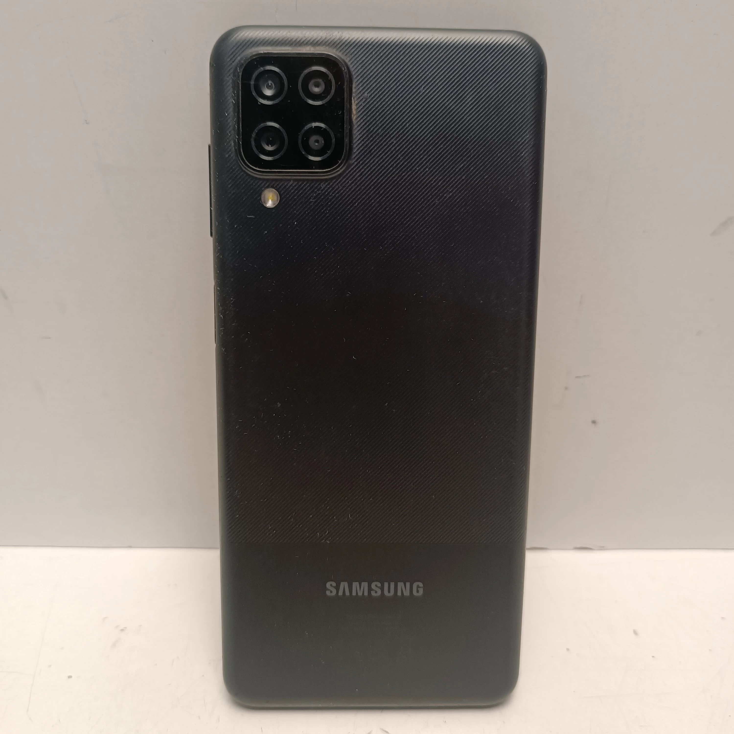 telefon-samsung-a12-464gb-opis-stan-11323-238062
