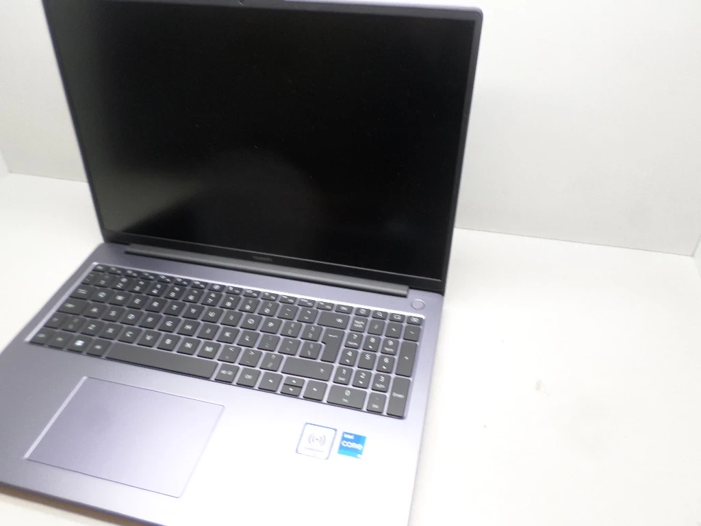 laptop-huawei-matebook-d16-16gb-512-i5-12450h-kod-producenta-mitchellf-w5651