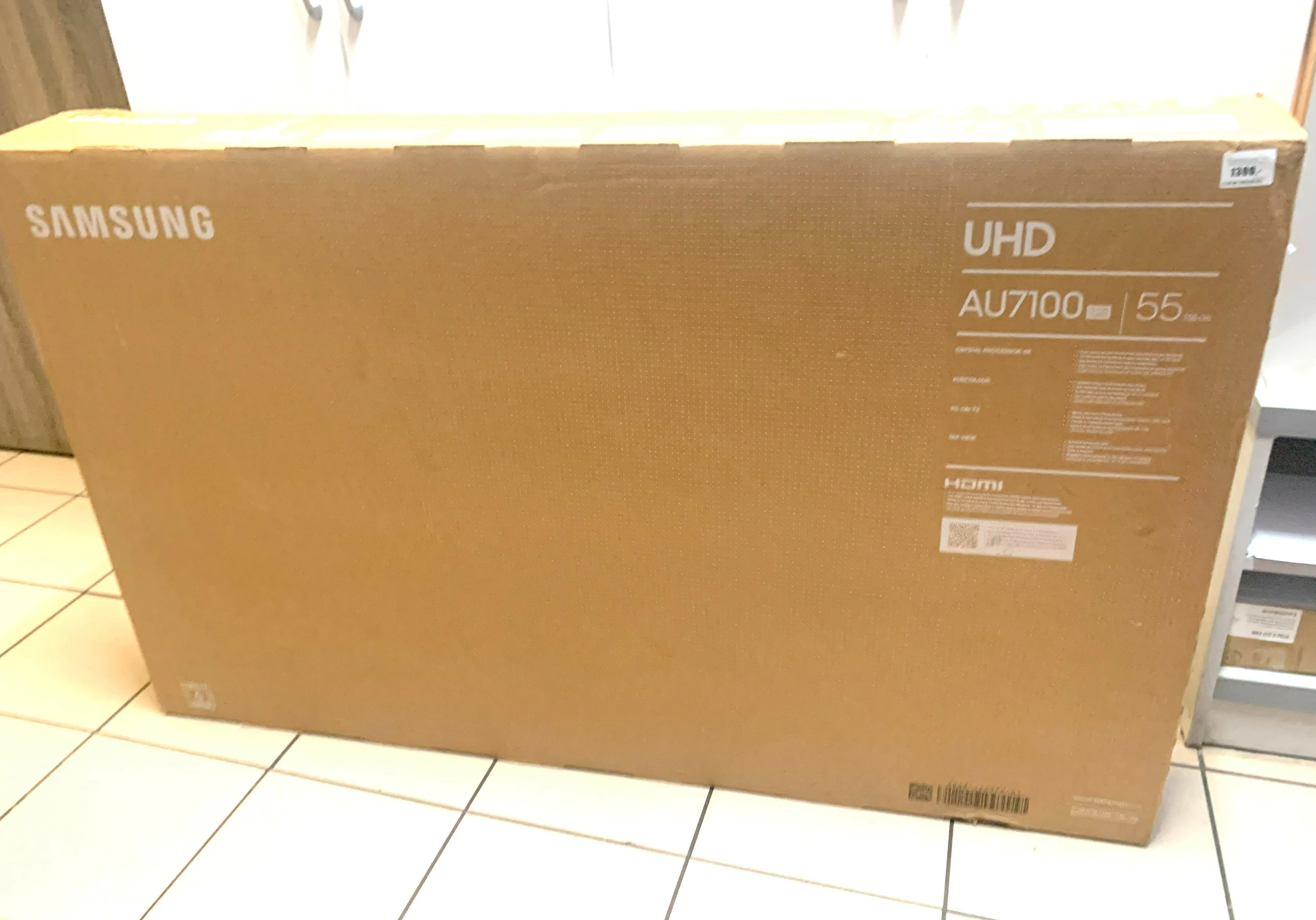 telewizor-samsung-uhd-au7100-55-sportowa-2-starachowice