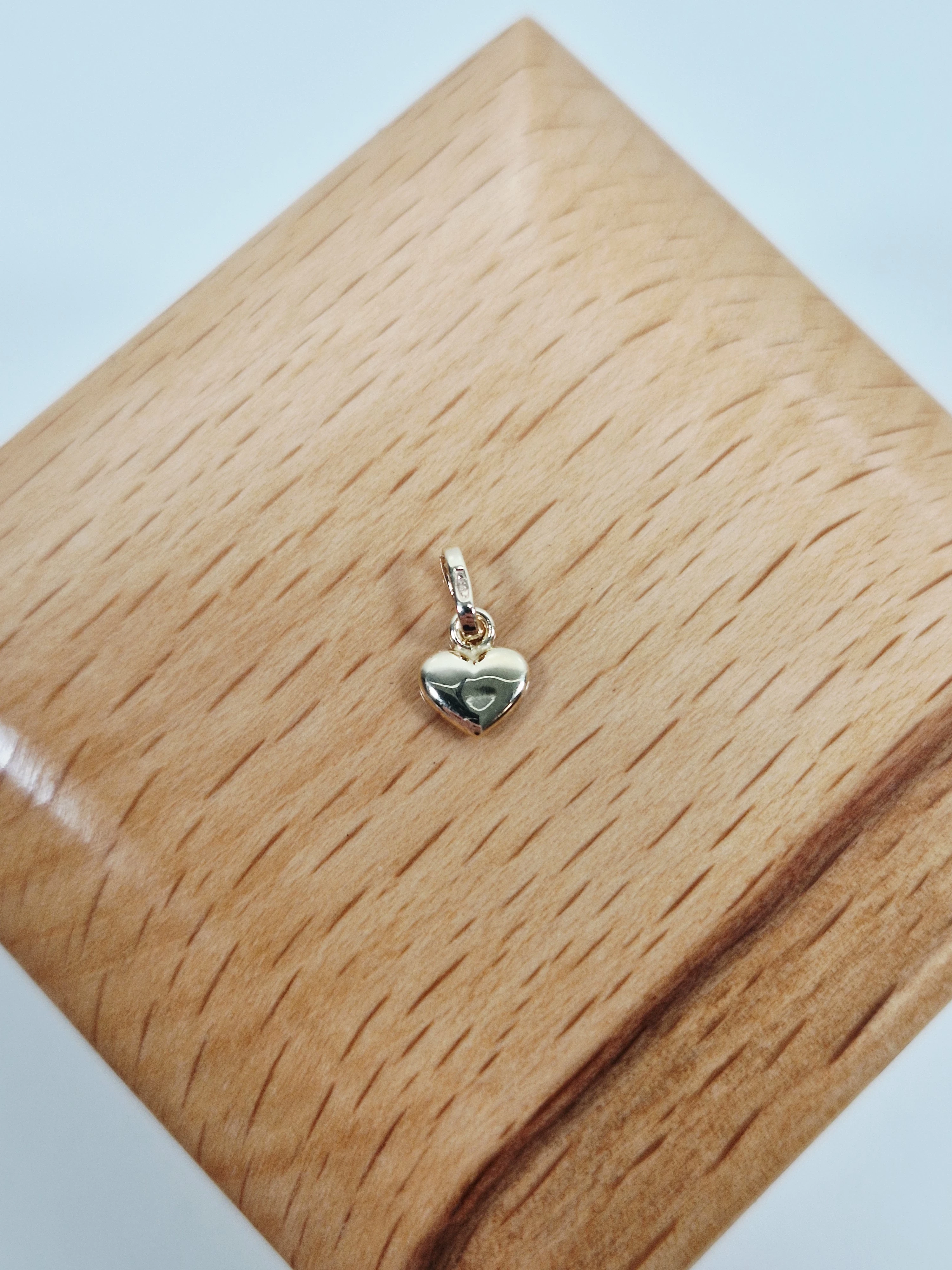 zlota-zawieszka-serce-585-022g-ean-gtin-5904121838014