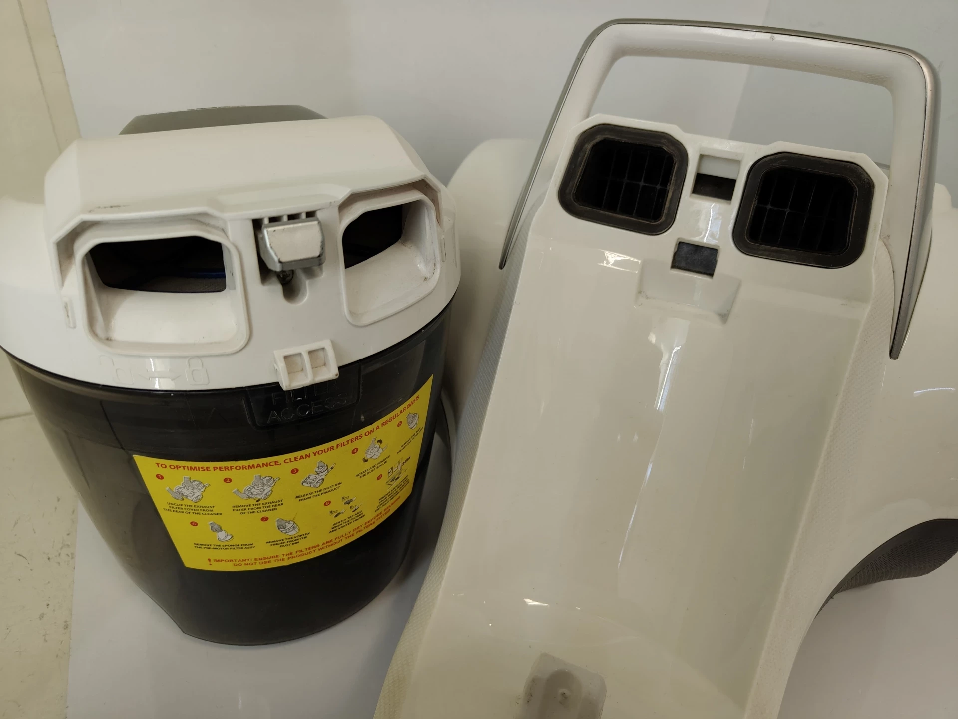 odkurzacz-bezworkowy-hoover-breeze-br71-br10011-pojemnosc-zbiornika-na-kurz-200