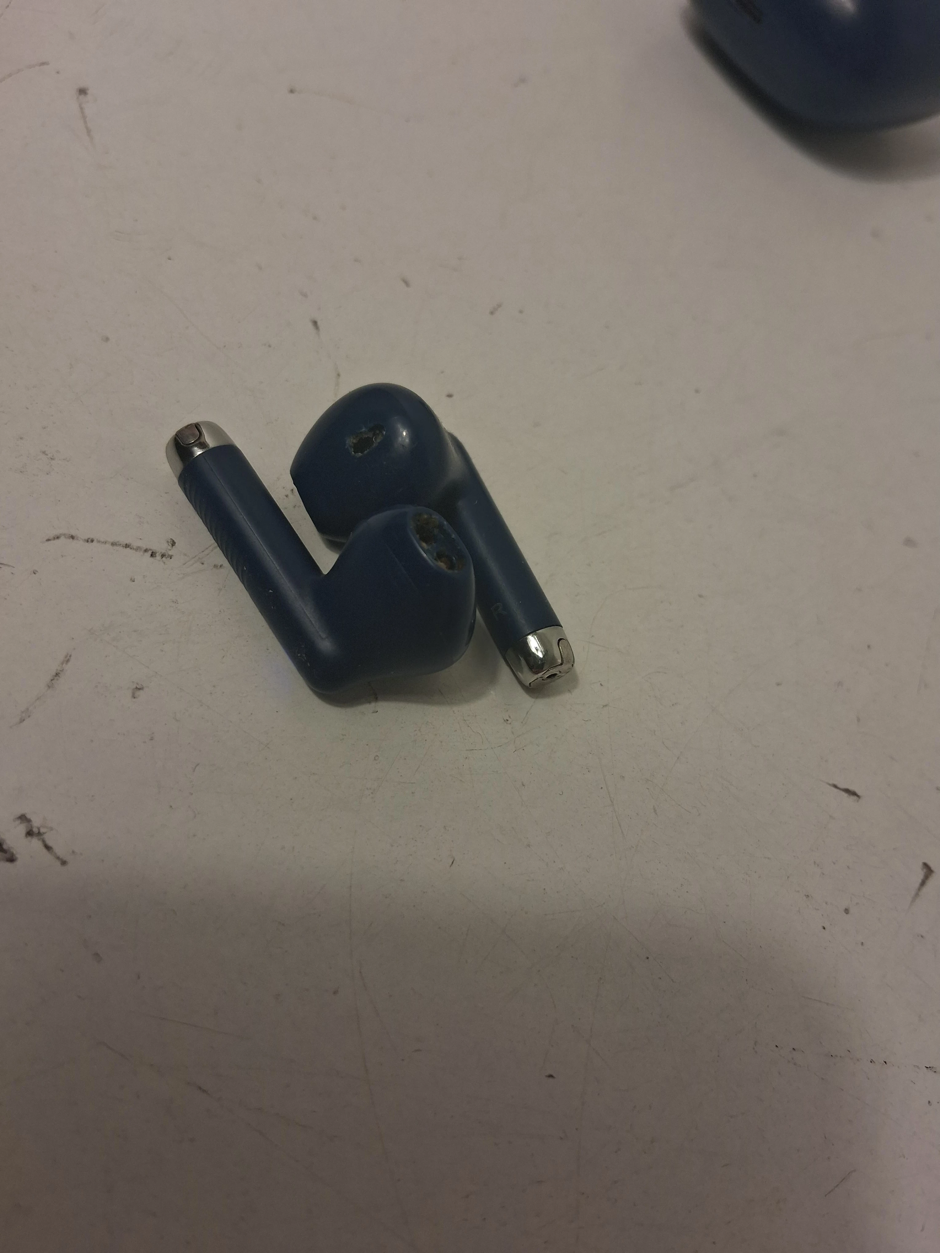 sluchawki-bezprzewodowe-j52-kolor-dominujacy-129357-2