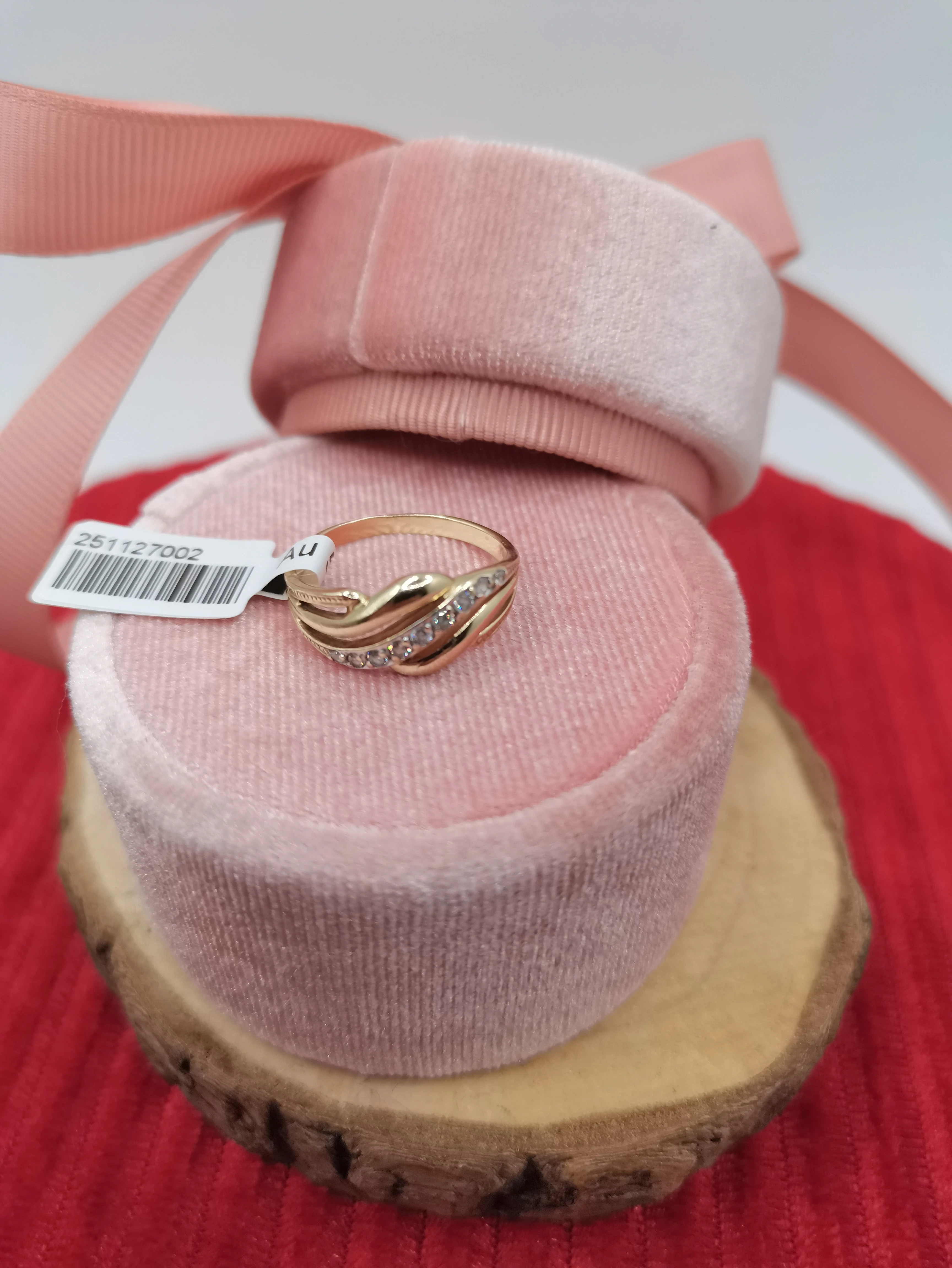 wyrob-jubilerski-uzywany-zloty-pierscionek-585-stan-11323-2