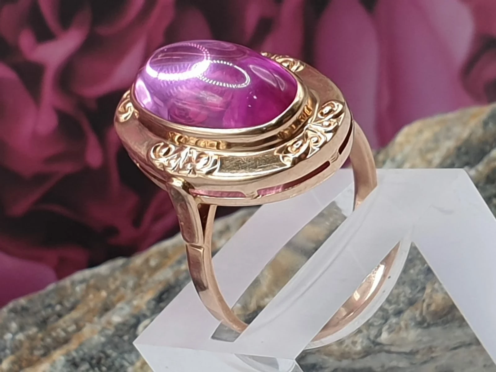 zloty-pierscien-z-rozowym-oczkiem-proba-585-r-22-rodzaj-2205-2