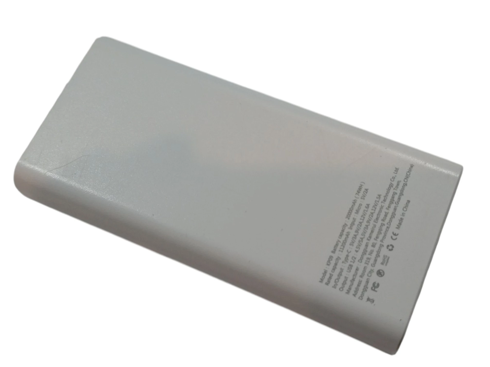 powerbank-20000mah-bialy-pojemnosc-akumulatora-20000