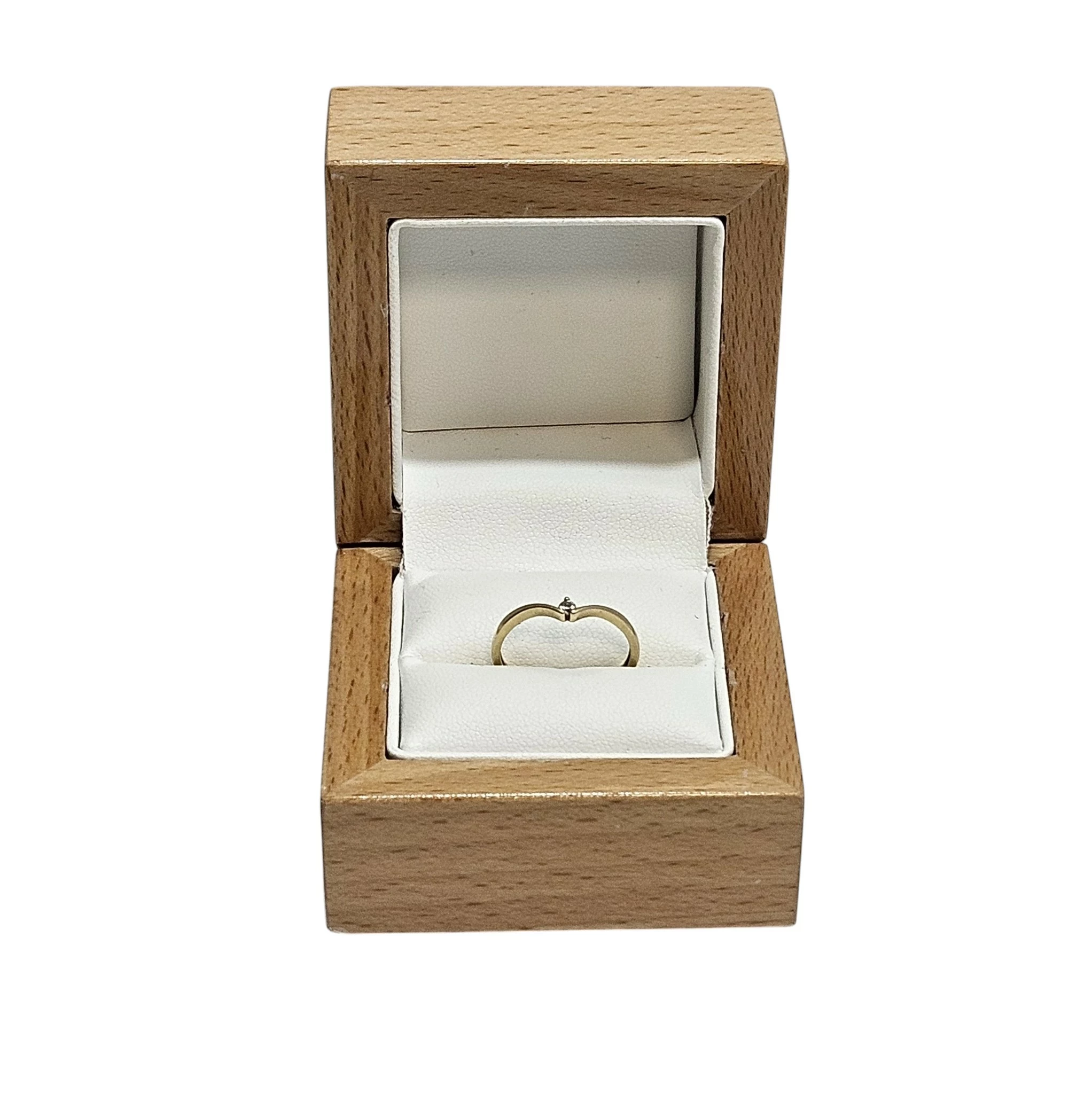 sliczny-zloty-pierscionek-z-cyrkonia-585-13g-stan-11323-2