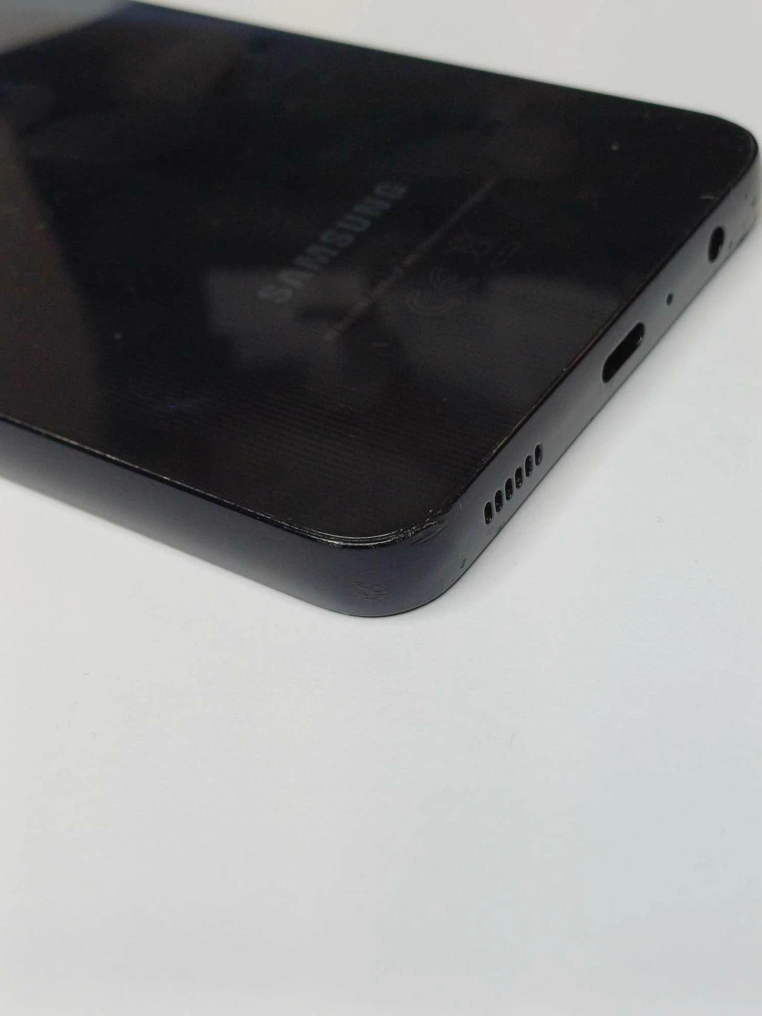 telefon-samsung-a05-4gb64gb-przekatna-ekranu-67