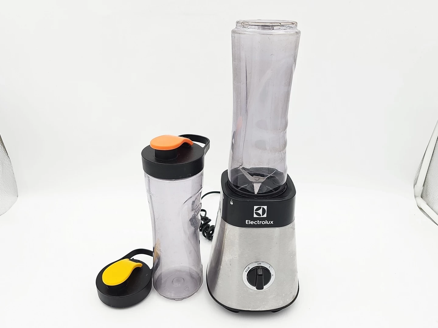 blender-kielichowy-electrolux-esb2700-legionow-3-grudziadz