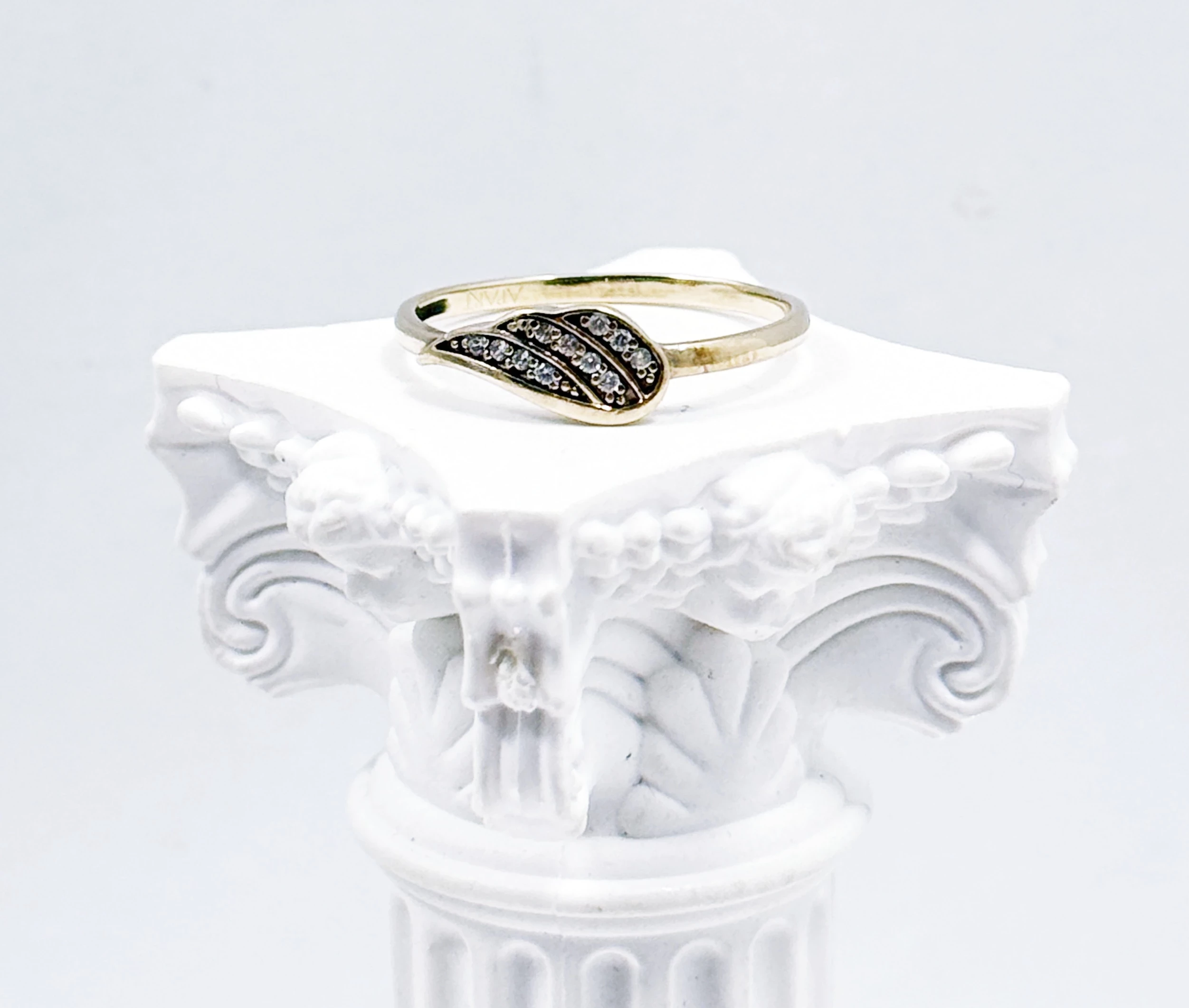 przepiekny-zloty-pierscionek-8-karatowy-r15-kosciuszki-159-wroclaw-gracja