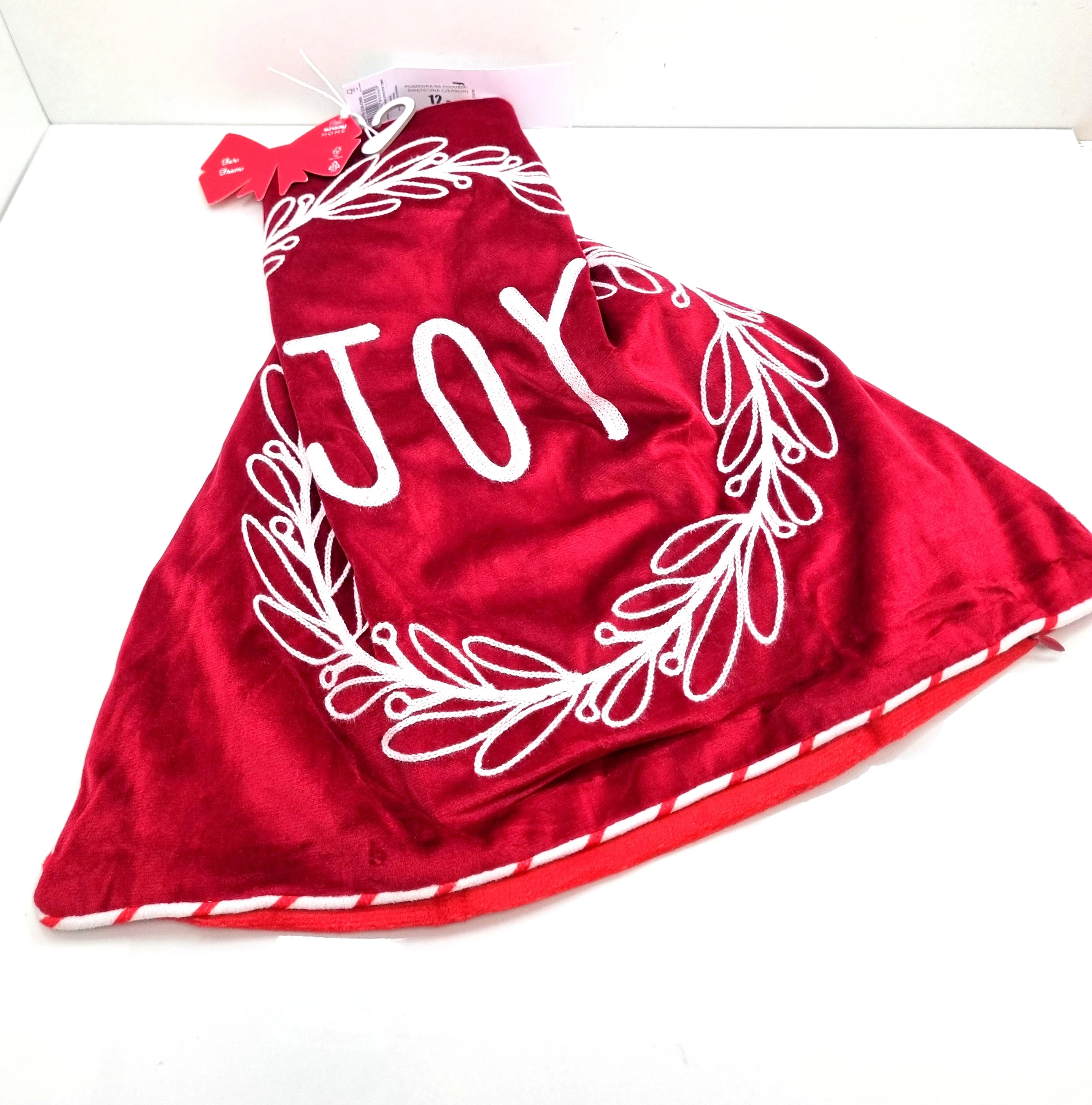 poszewka-swiateczka-4040-czerwona-marszalkowska-85-warszawa