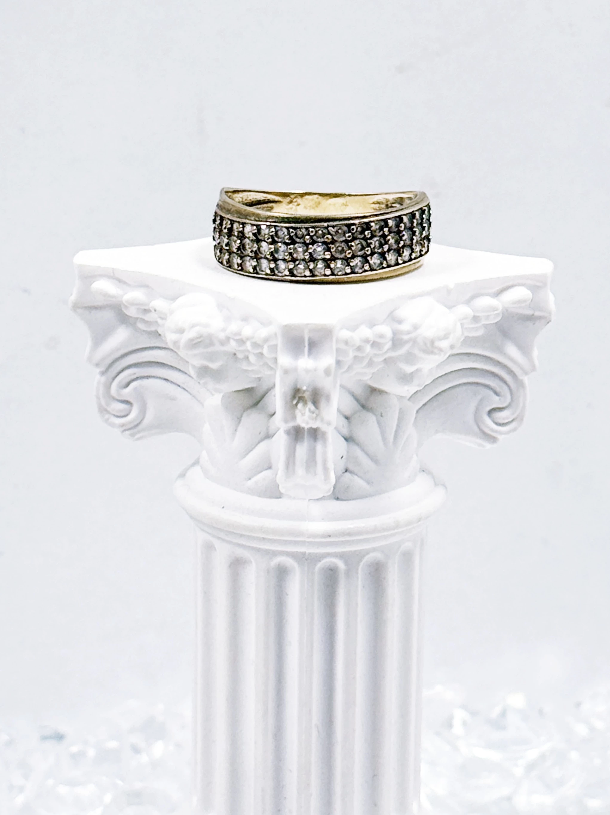 sliczny-zloty-pierscionek-z-cyrkoniami-8-karatowy-r14-stan-11323-2